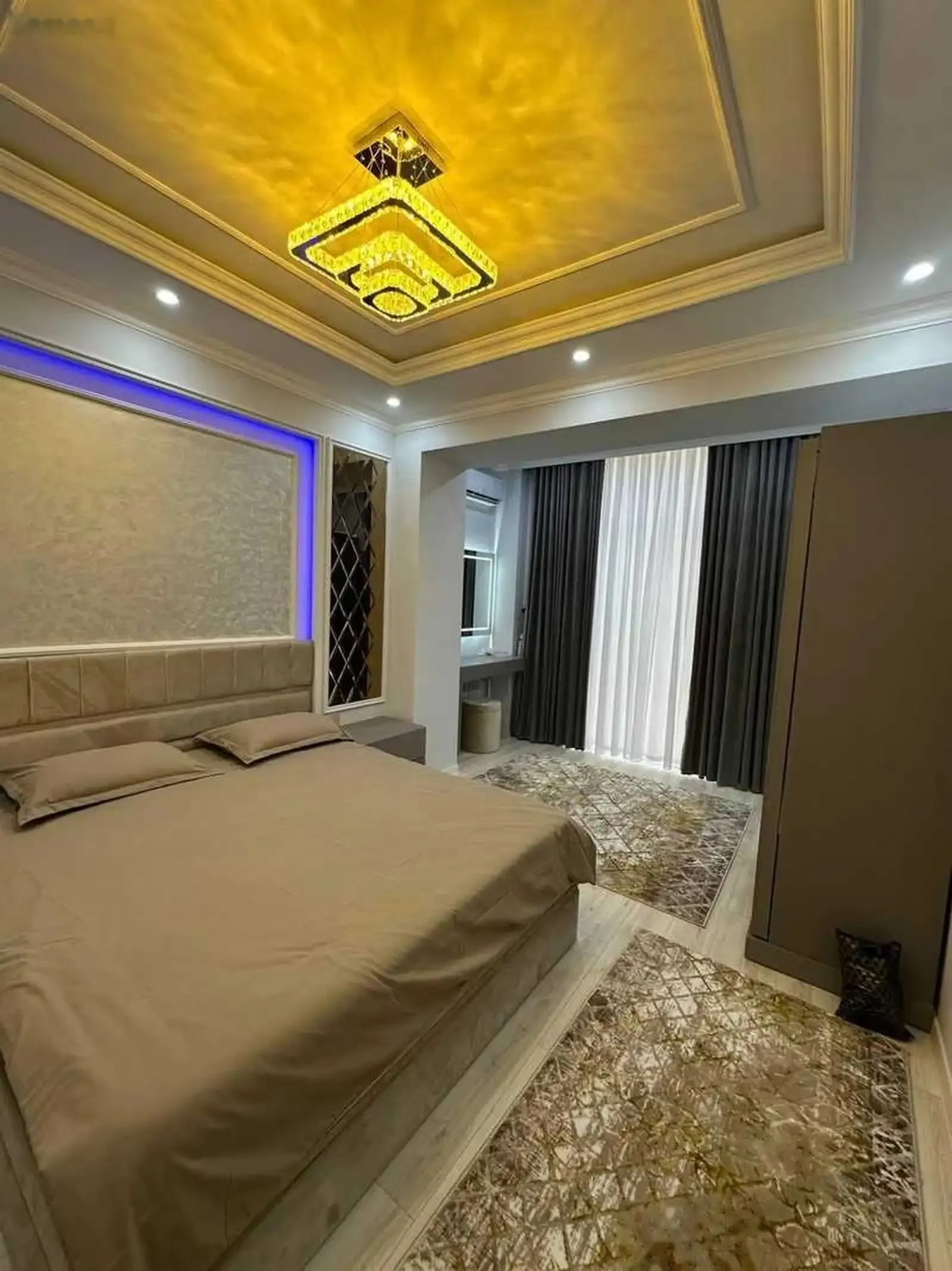 2-комн. квартира, 12 этаж, 90м², Скорая помощь