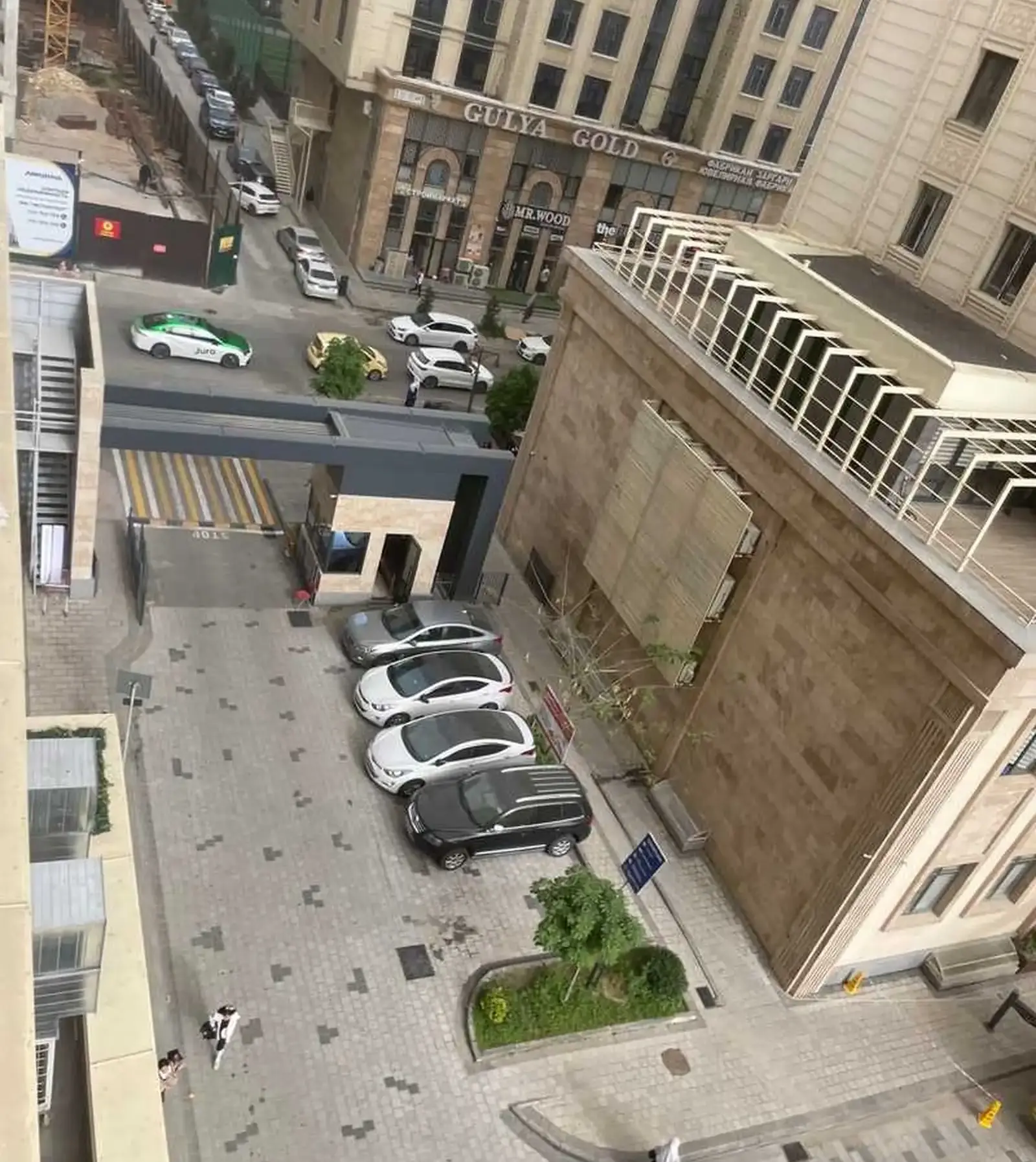 2-комн. квартира, 5 этаж, 60м², Шохмансур кӯч Садридин Айнм дом Бӯстон сити