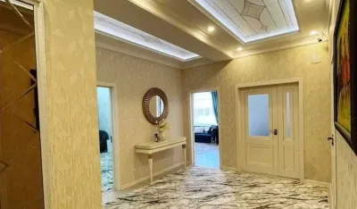3-комн. квартира, 6 этаж, 107 м², 82 мкр,Chicken