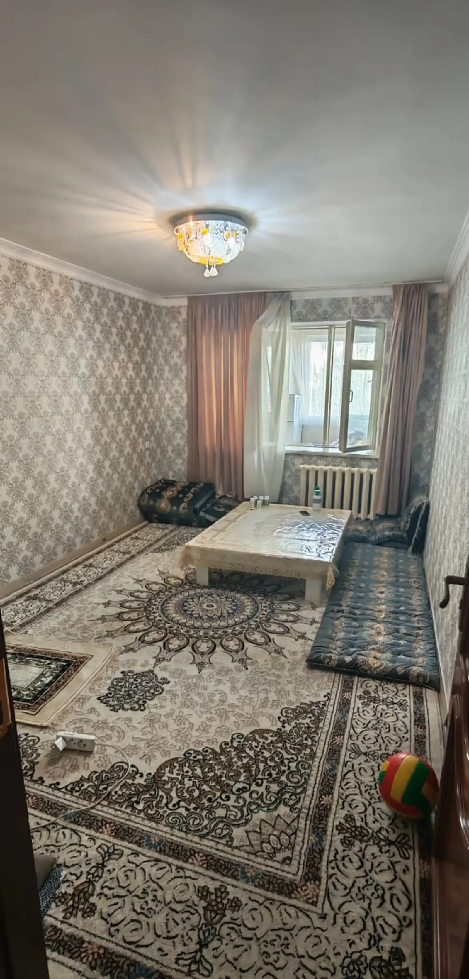 4-комн. квартира, 1 этаж, 80 м², Фирдавси