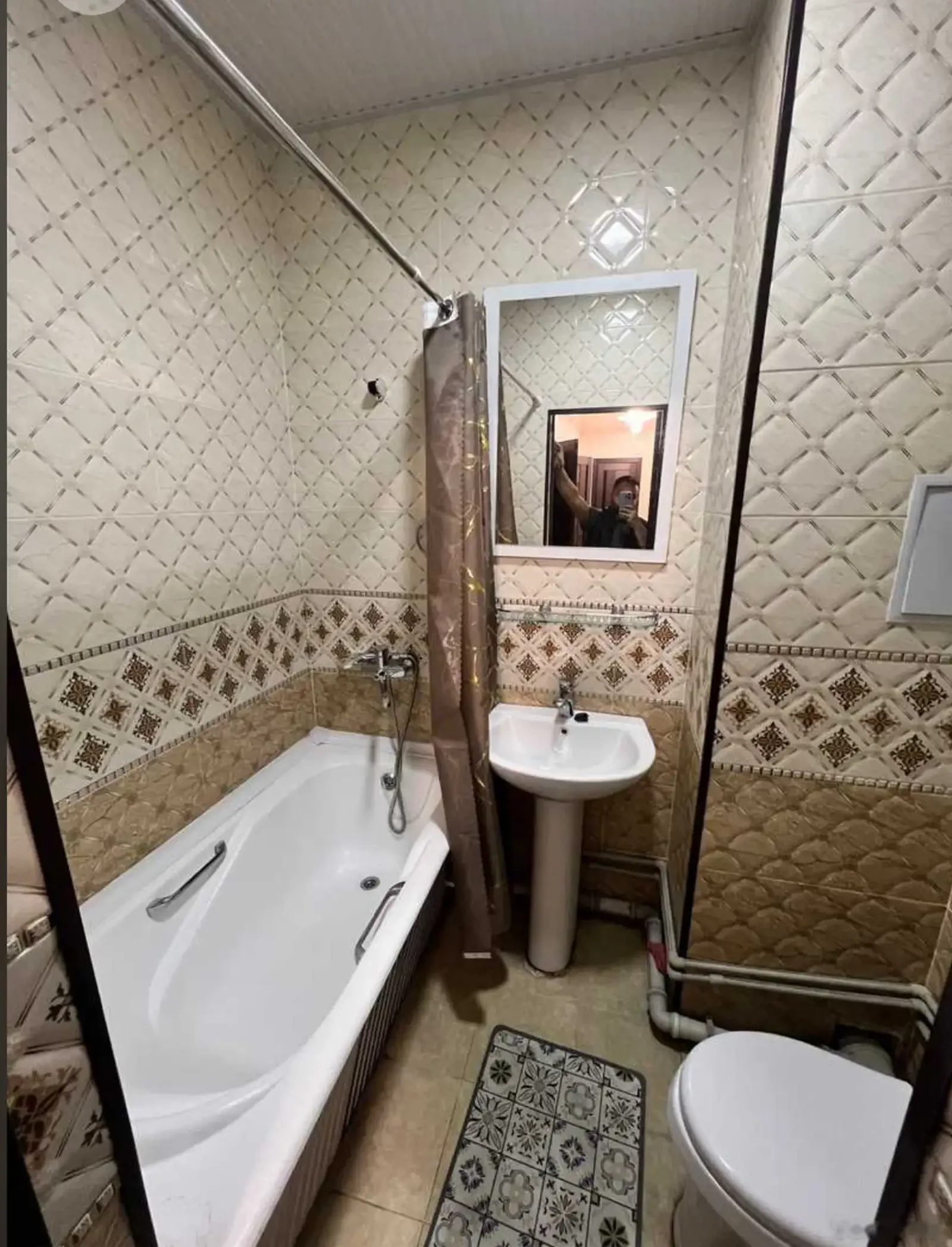 3-комн. квартира, 14 этаж, 120м², Скорый Шохмансур
