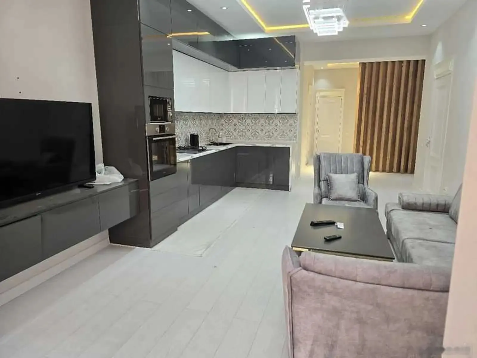2-комн. квартира, 9 этаж, 80м², Исмоил Сомони
