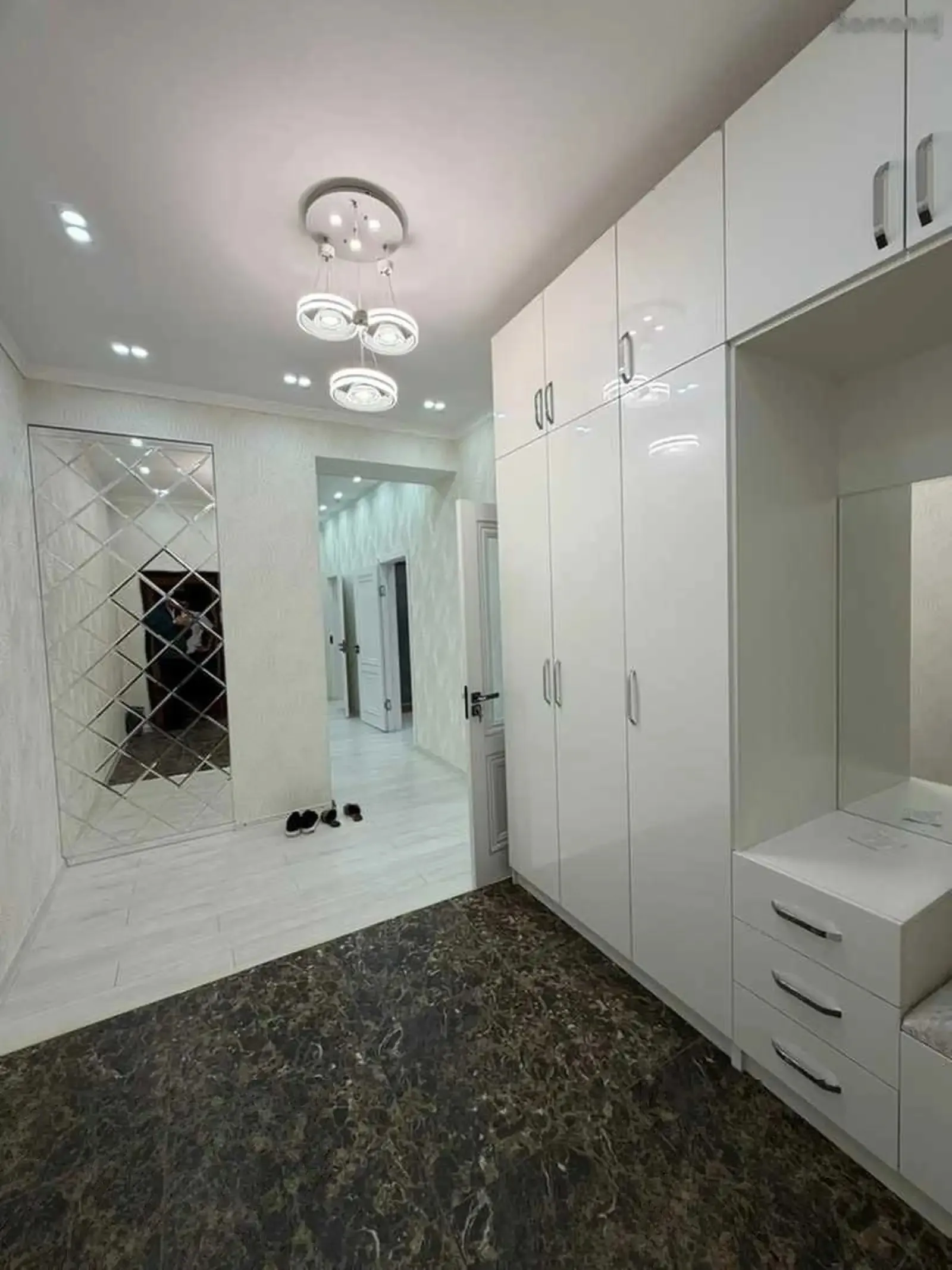 3-комн. квартира, 12 этаж, 110м², Дом печат Бухоро