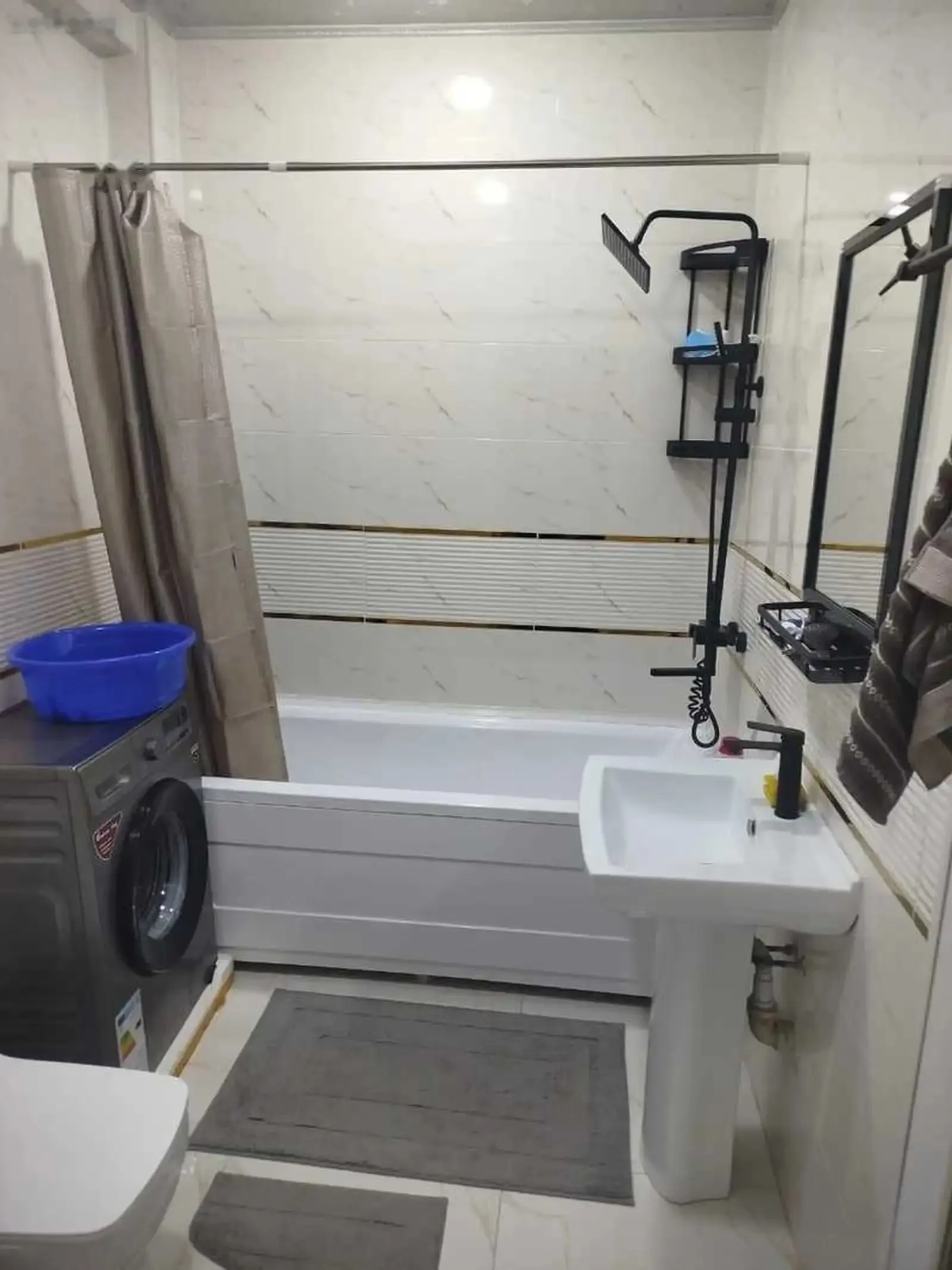 2-комн. квартира, 13 этаж, 64м², Шохмансур