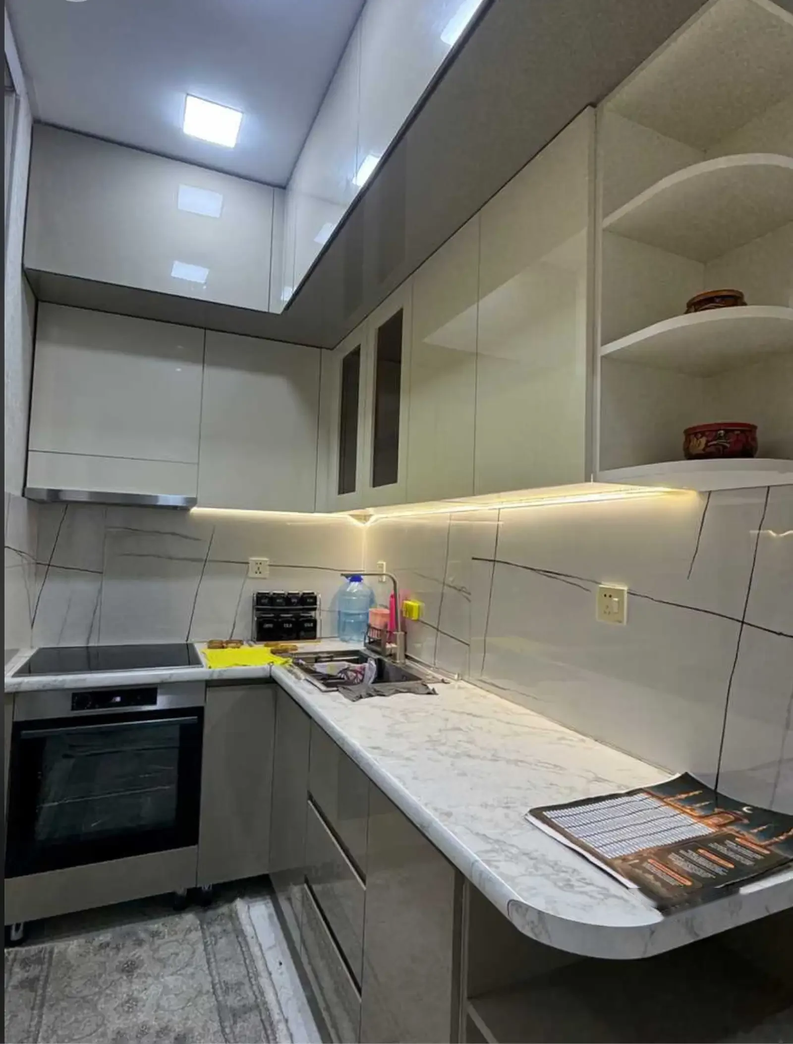 3-комн. квартира, 16 этаж, 100м², Скорий