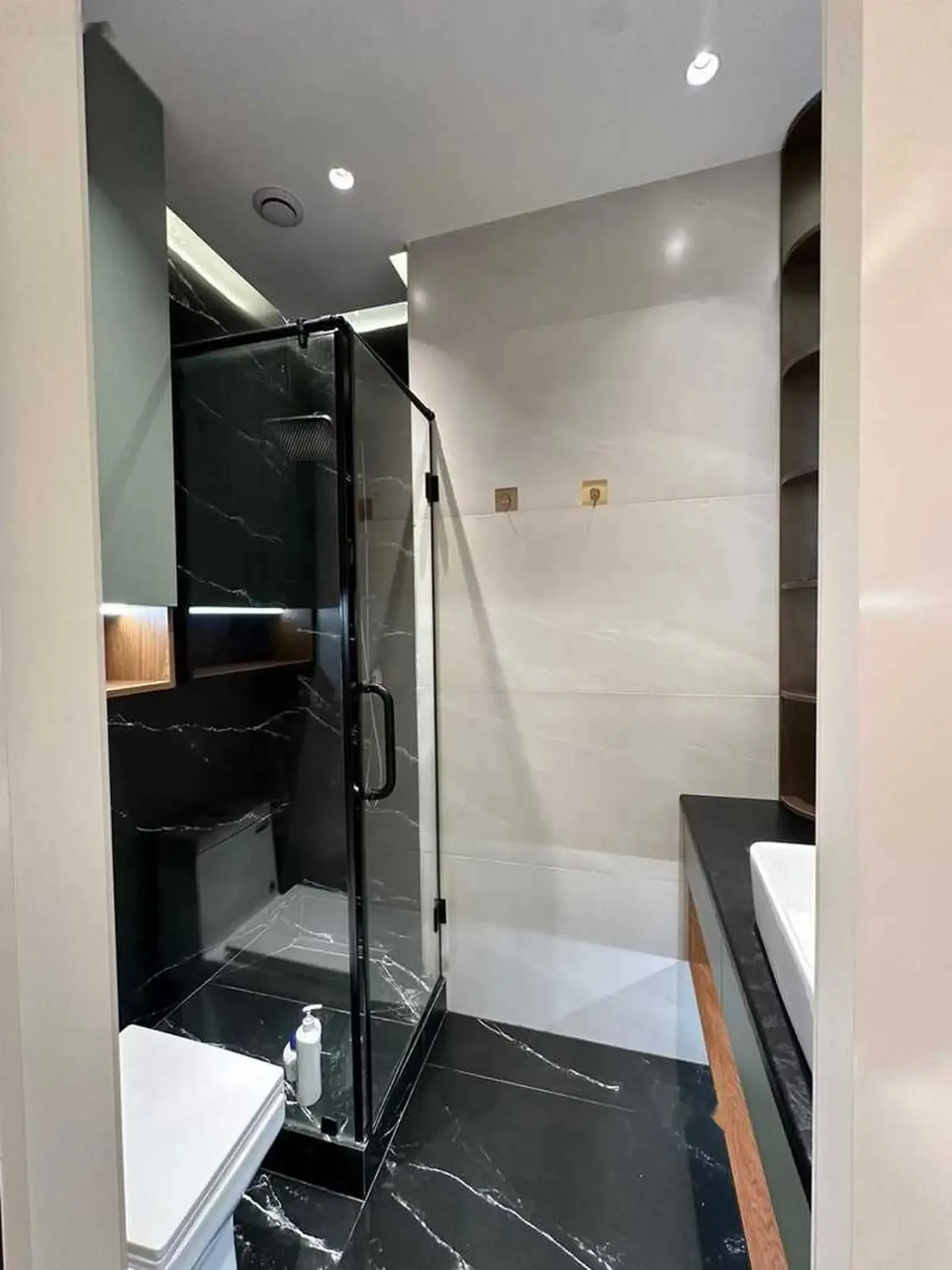 3-комн. квартира, 11 этаж, 105м², Садбарг (доми Ватан)
