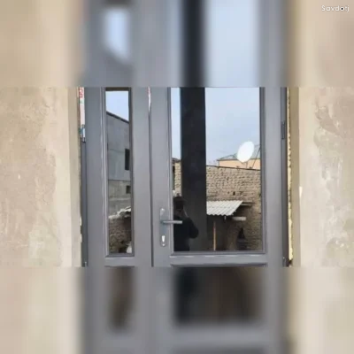 Черная дверь