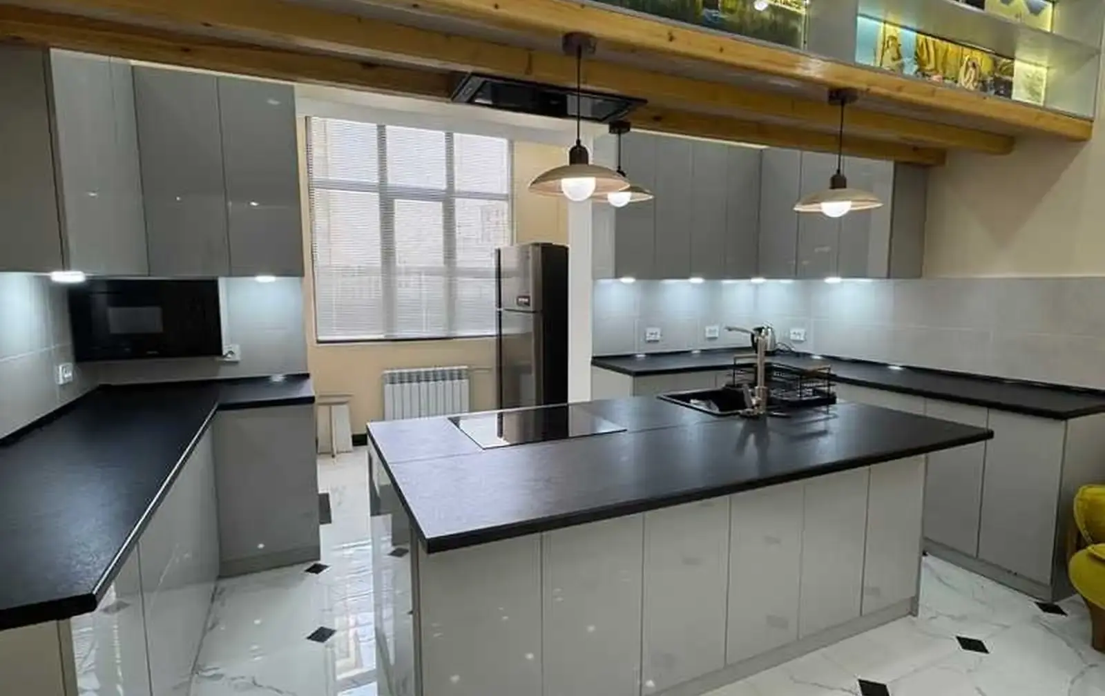 4-комн. квартира, 12 этаж, 145м², Славянский Университет пушкина Аптекаи