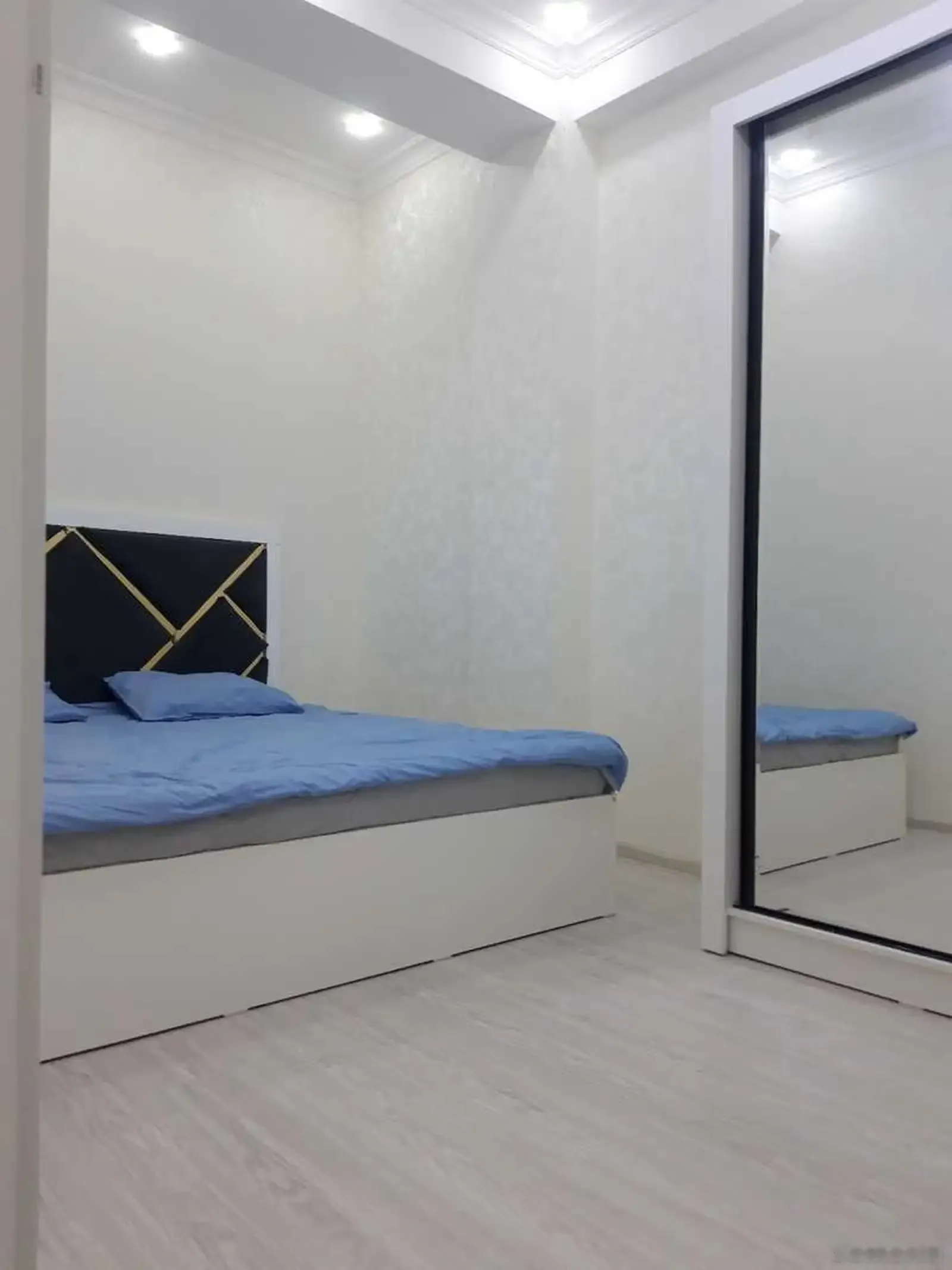 2-комн. квартира, 14 этаж, 60м², Славянский
