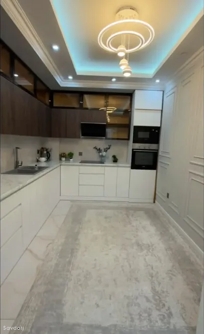 2-комн. квартира, 11 этаж, 90м², Шохмансур