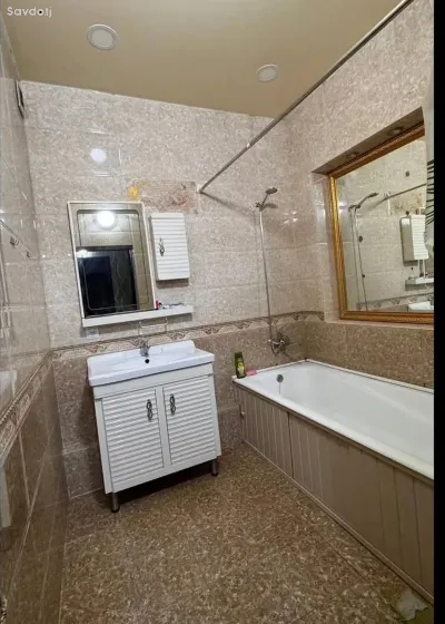 3-комн. квартира, 4 этаж, 131м², Шохмансур