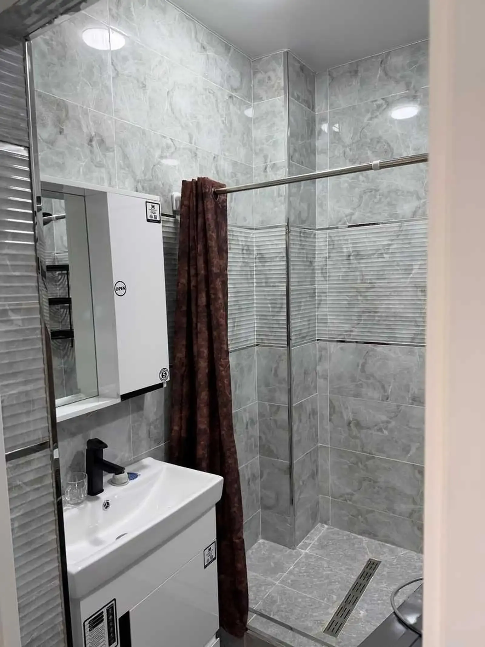2-комн. квартира, 11 этаж, 68м², Овир