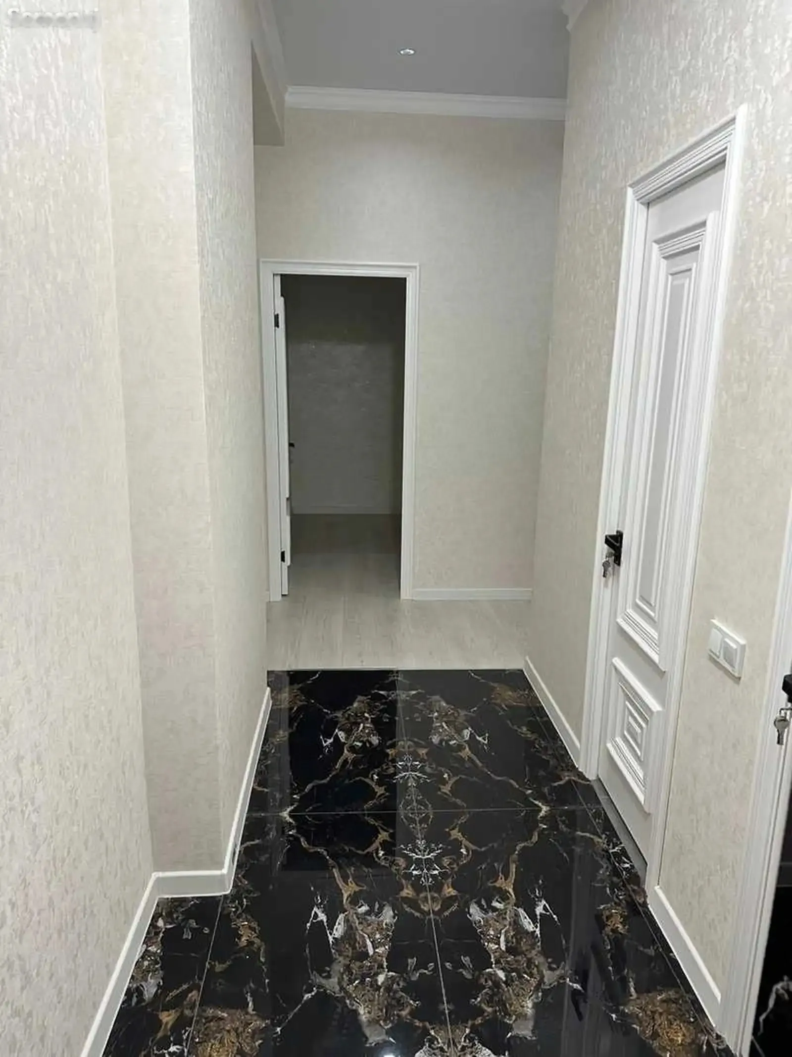 2-комн. квартира, 10 этаж, 80м², аэропорт