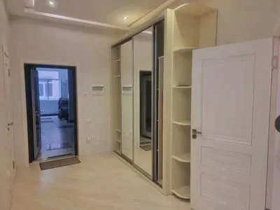 2-комн. квартира, 11 этаж, 58м², и сомони