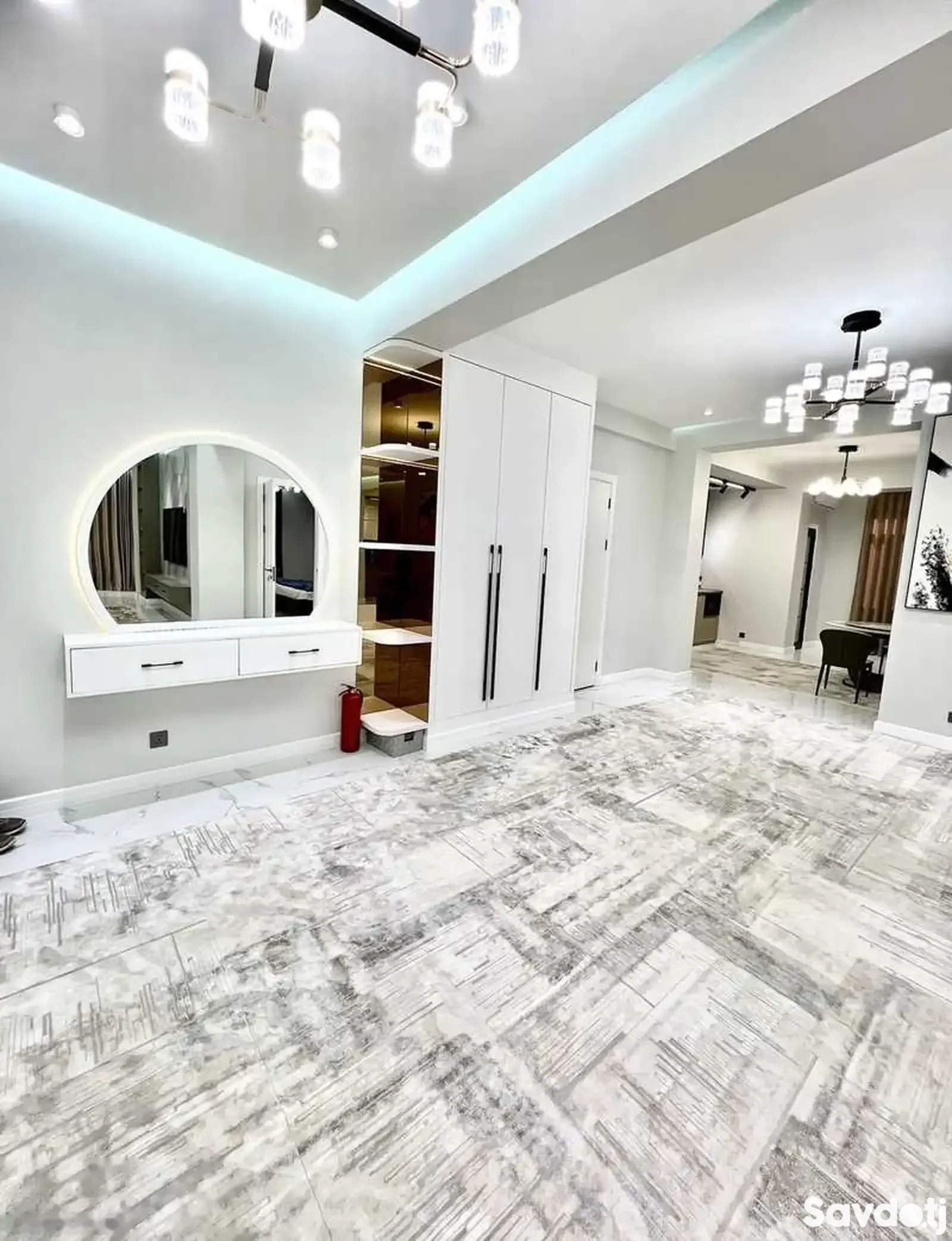3-комн. квартира, 4 этаж, 120м², Цум