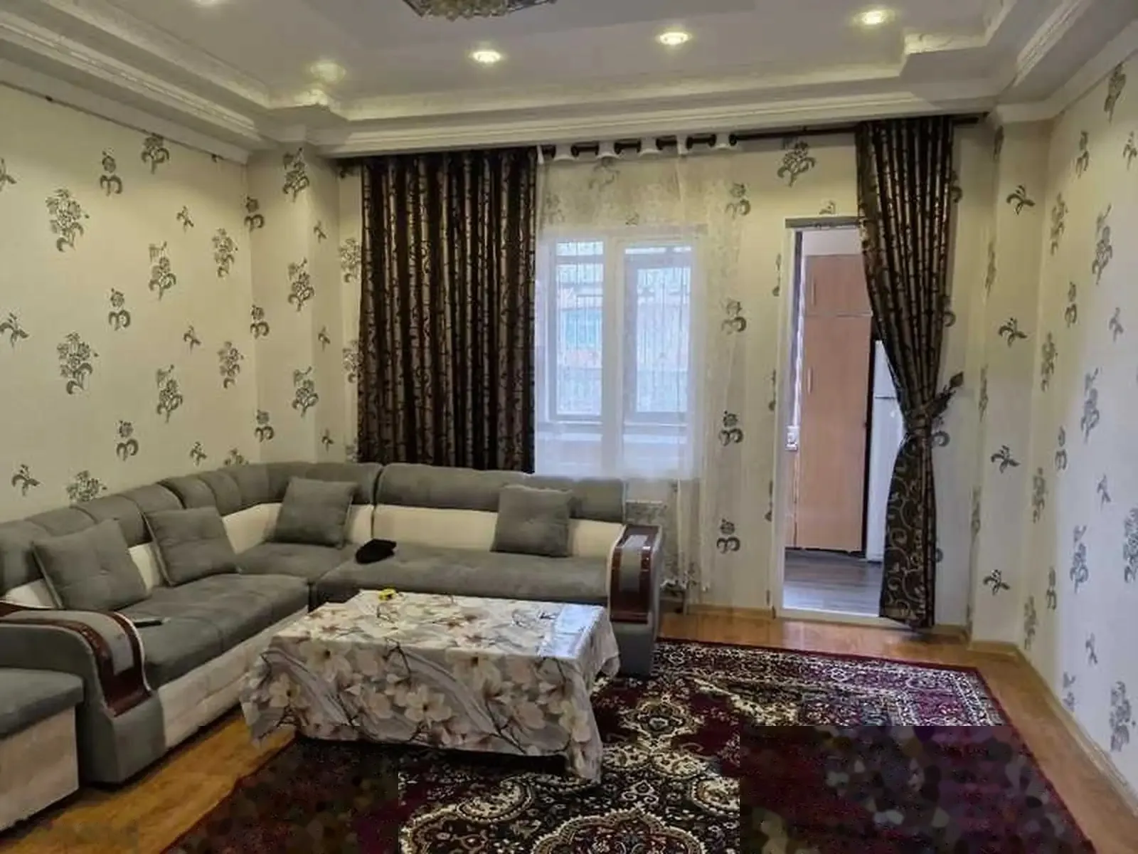 4-комн. квартира, 4 этаж, 140м², Сино