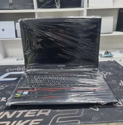 Ноутбук Hase i7-7700h gtx1050ti ram 16gb ssd 256gb