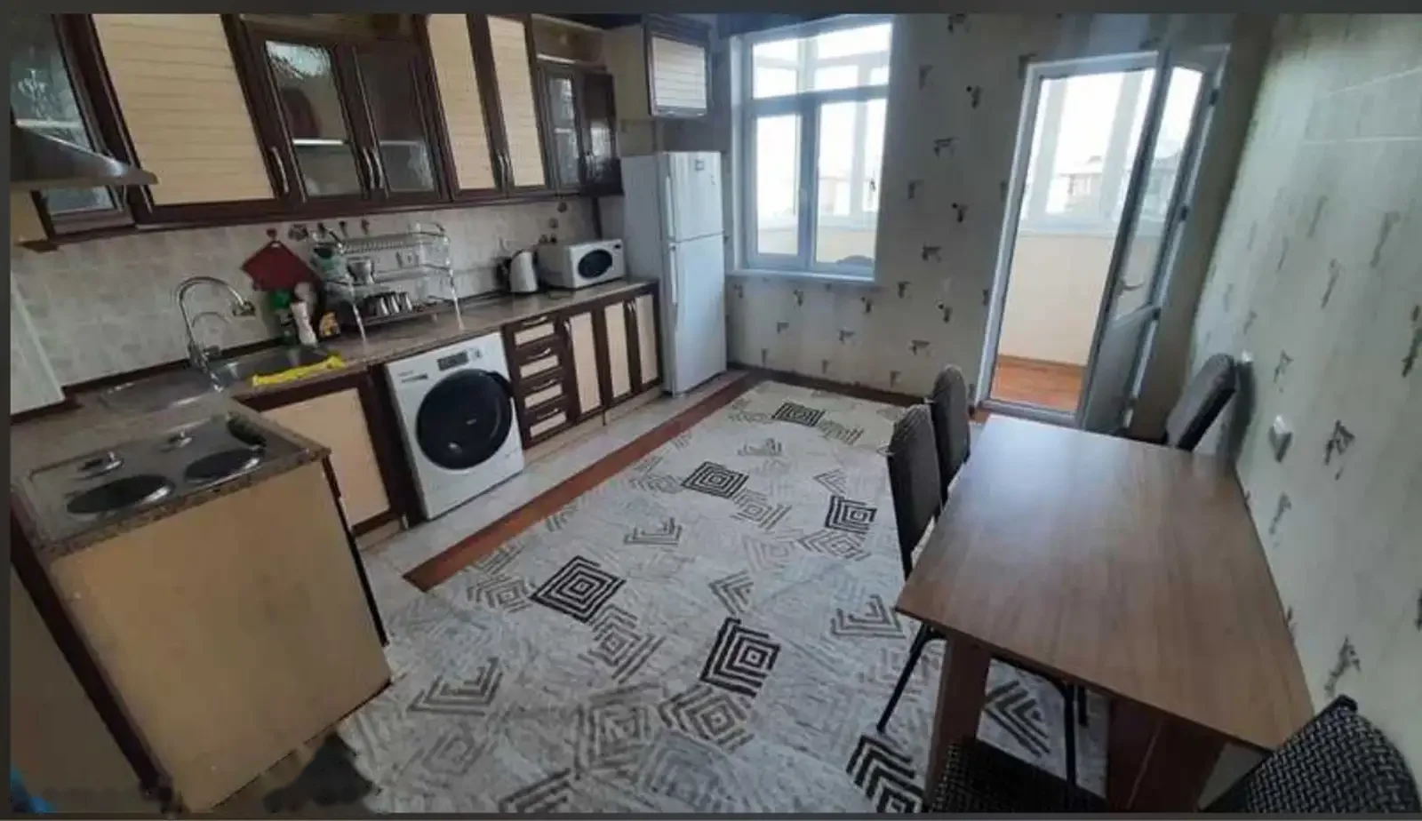 3-комн. квартира, 9 этаж, 150м², И.Сомони