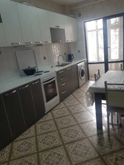 3-комн. квартира, 12 этаж, 110м², И. Сомони