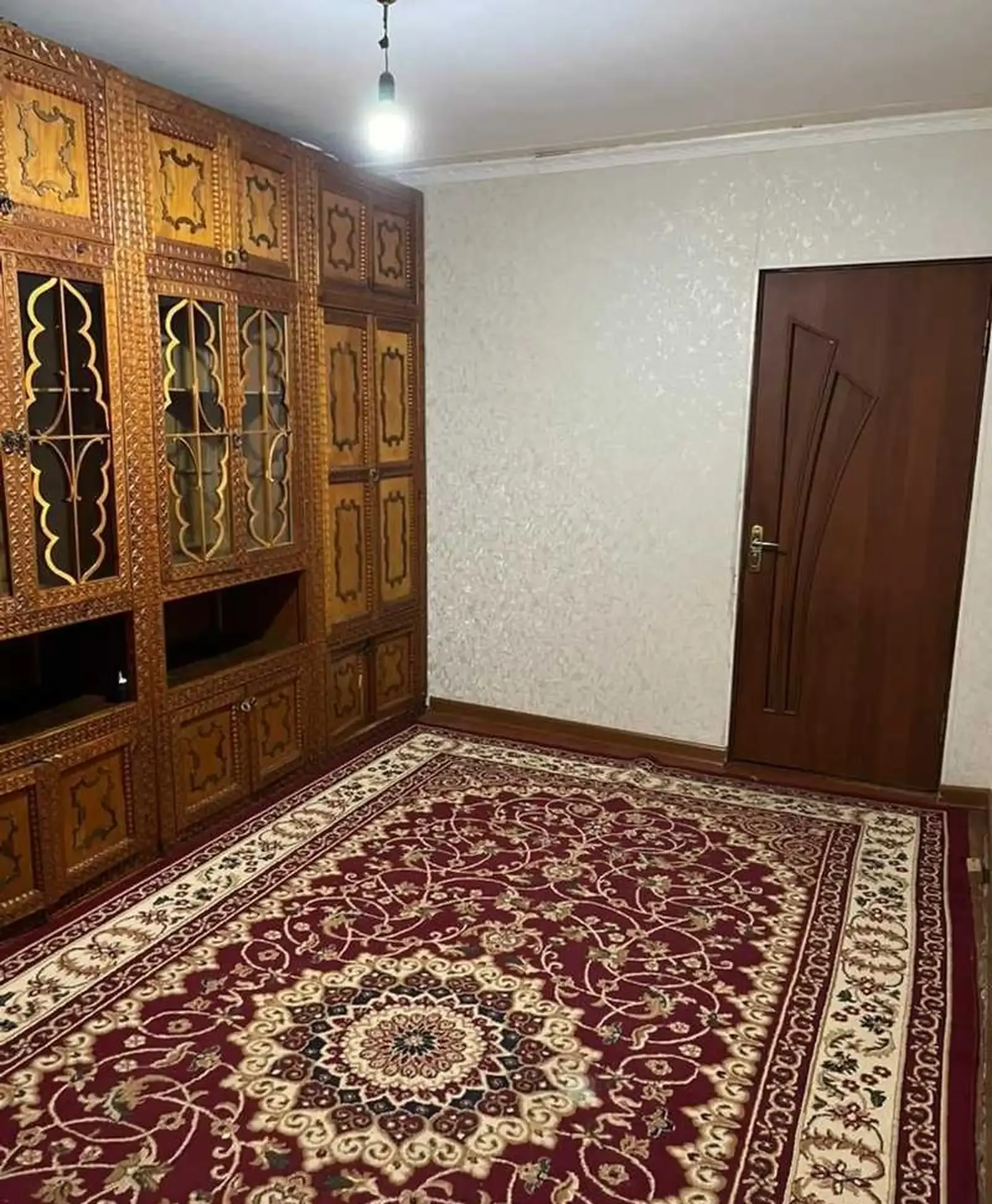 2-комн. квартира, 1 этаж, 80м², Борбат 78