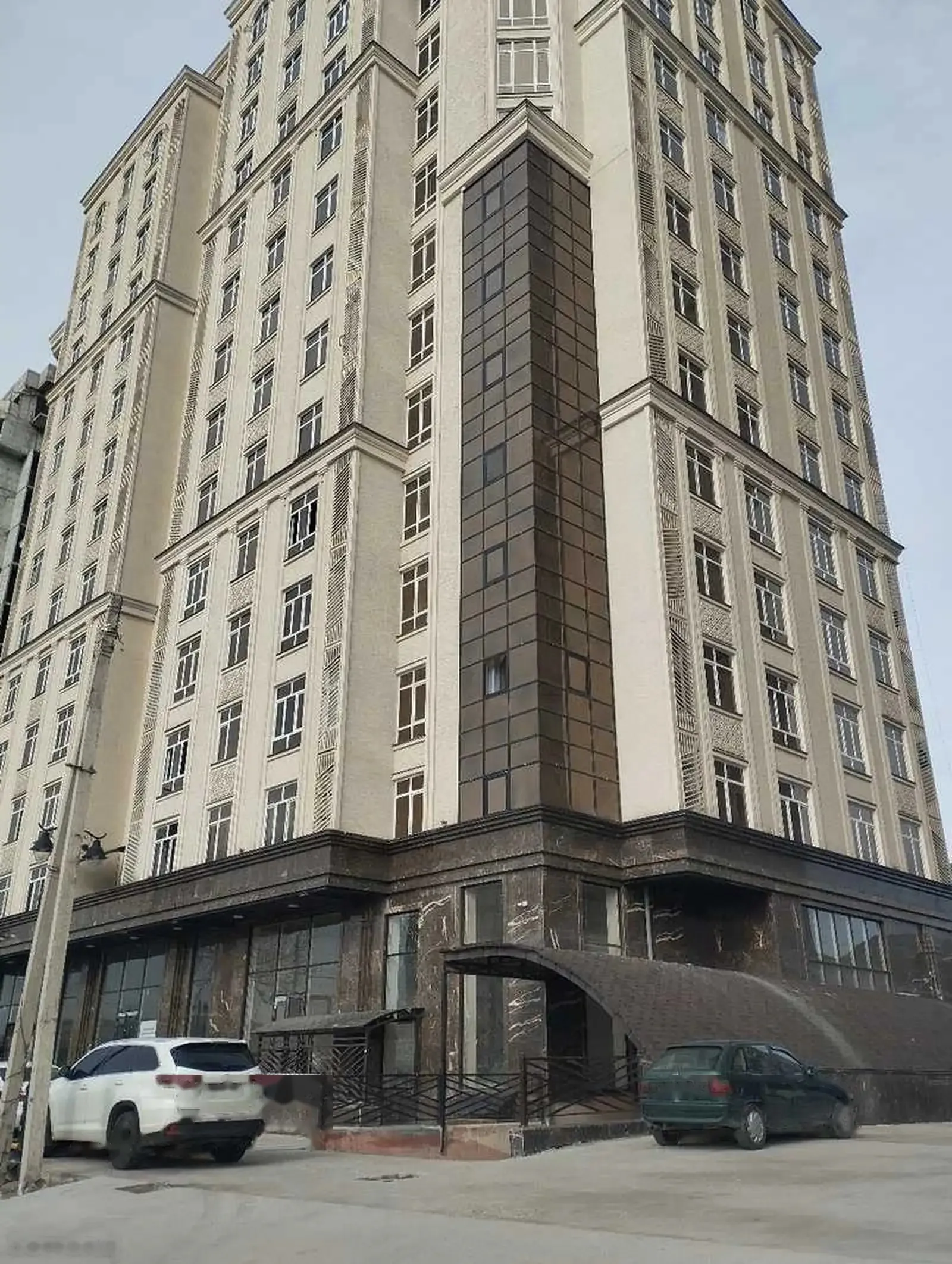 3-комн. квартира, 12 этаж, 85м², 82 мкр