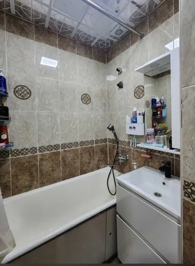 3-комн. квартира, 3 этаж, 63м², 92 мкр
