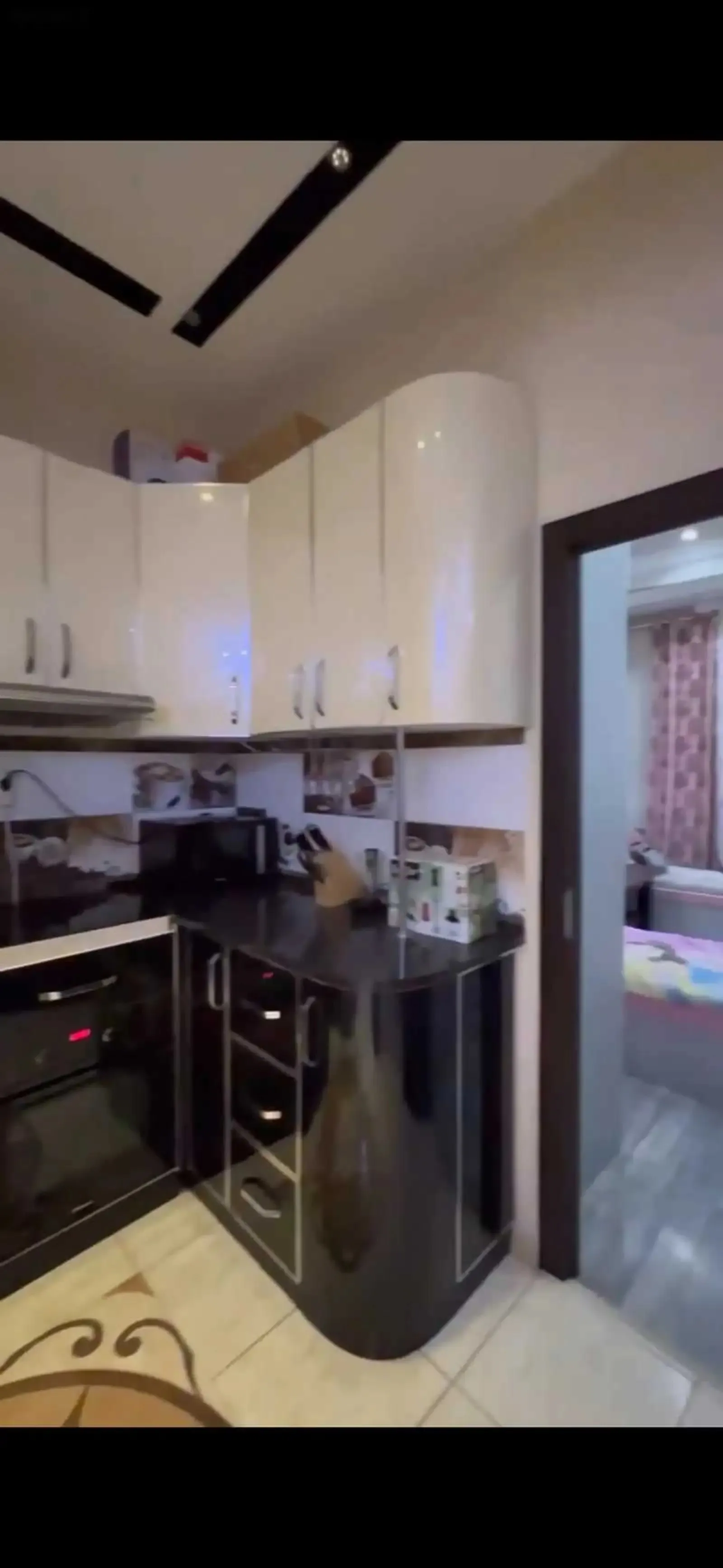 3-комн. квартира, 11 этаж, 60м², Ресторани Сафо