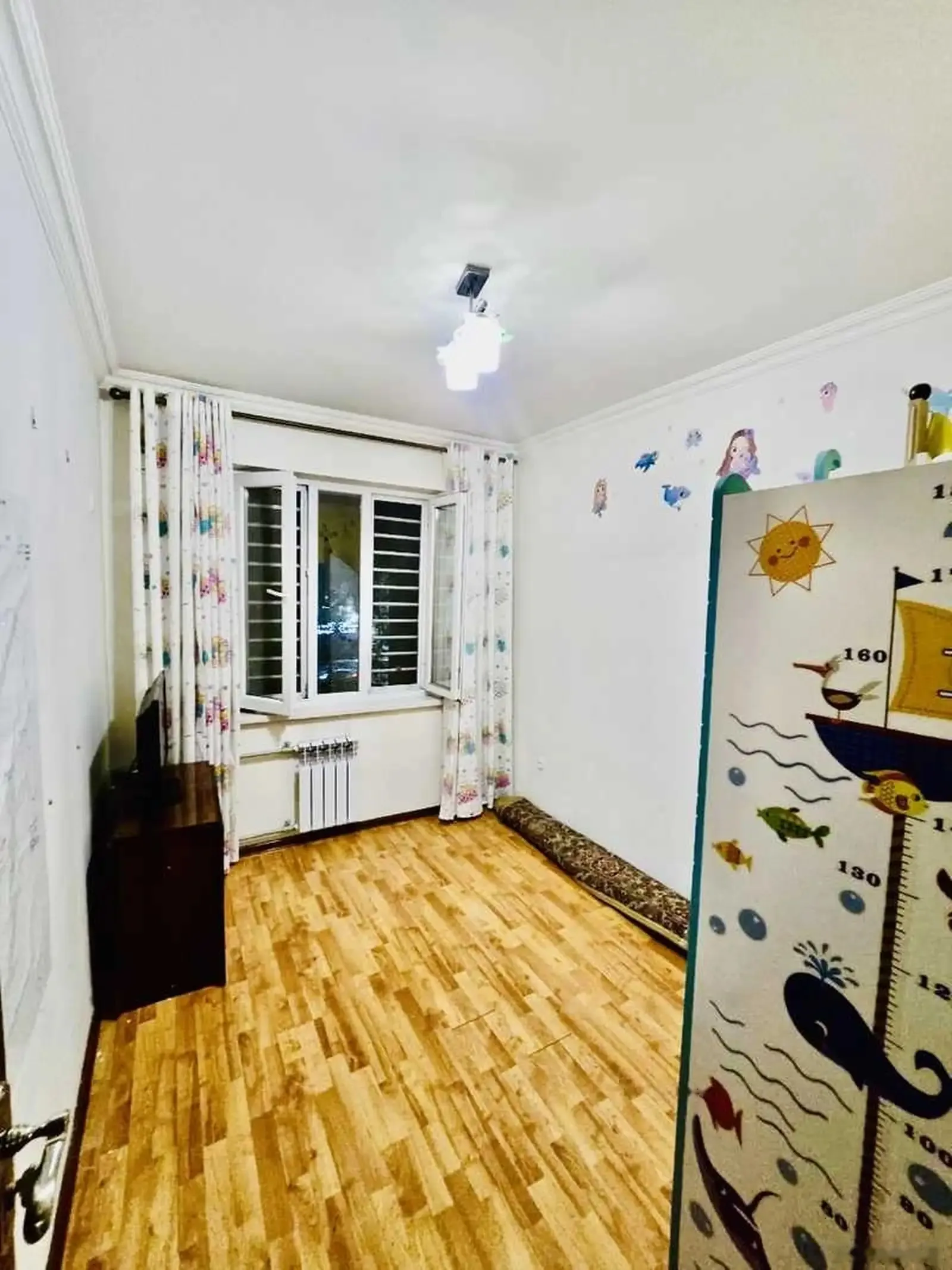 3-комн. квартира, 4 этаж, 83м², 3юм база