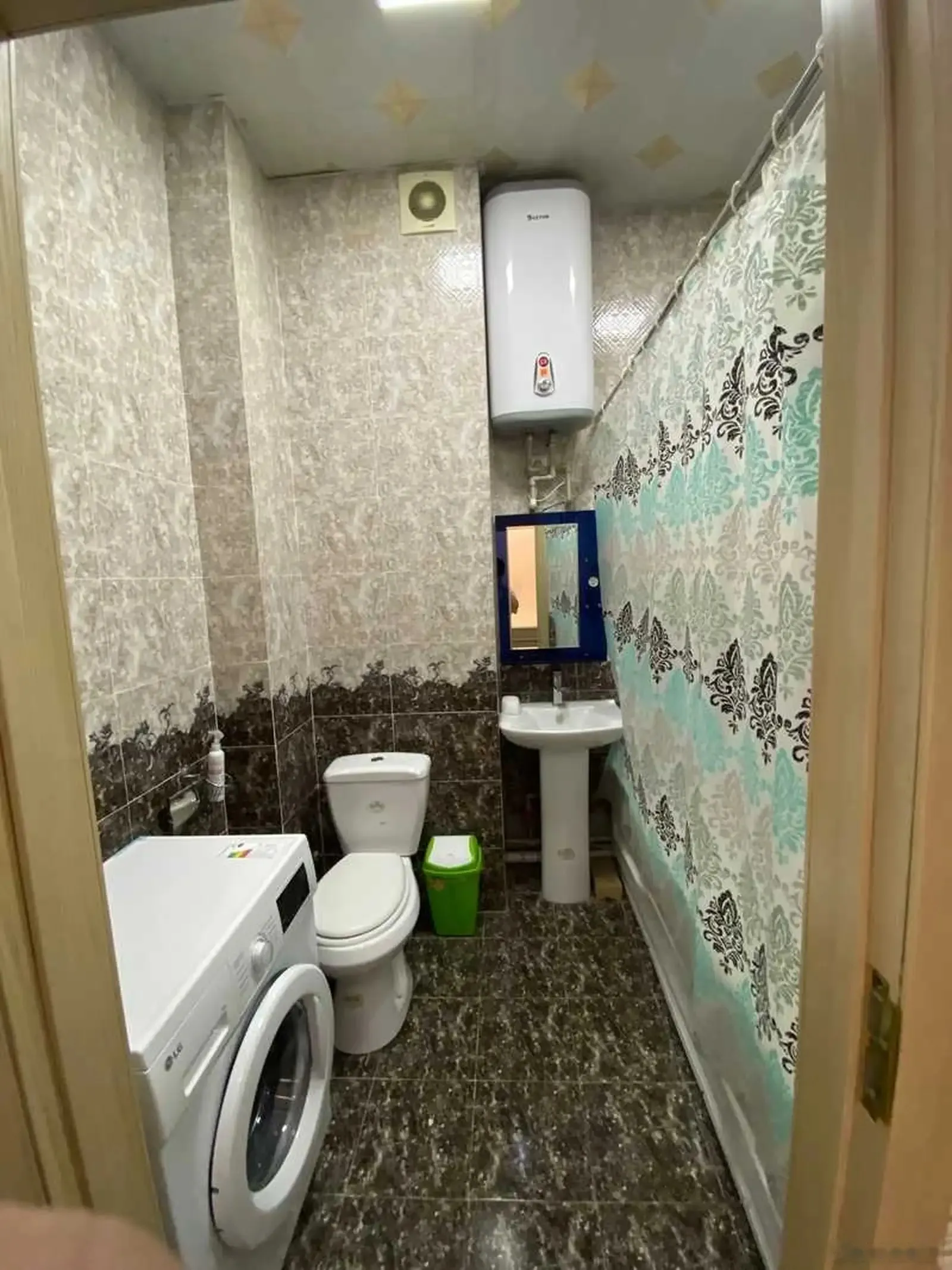 2-комн. квартира, 13 этаж, 55м², 103мкр