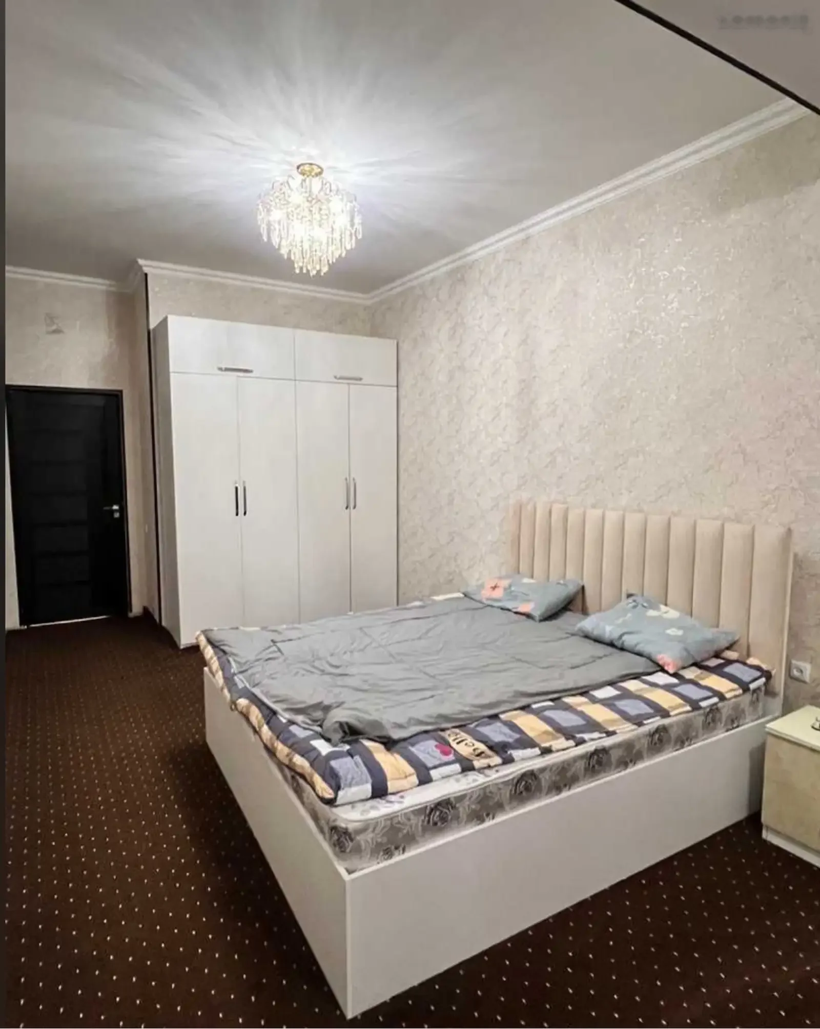 3-комн. квартира, 14 этаж, 120м², Скорый Шохмансур