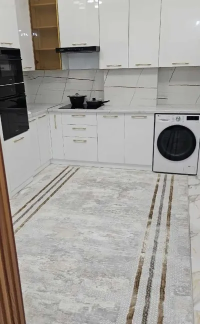 2-комн. квартира, 13 этаж, 79м², сомони