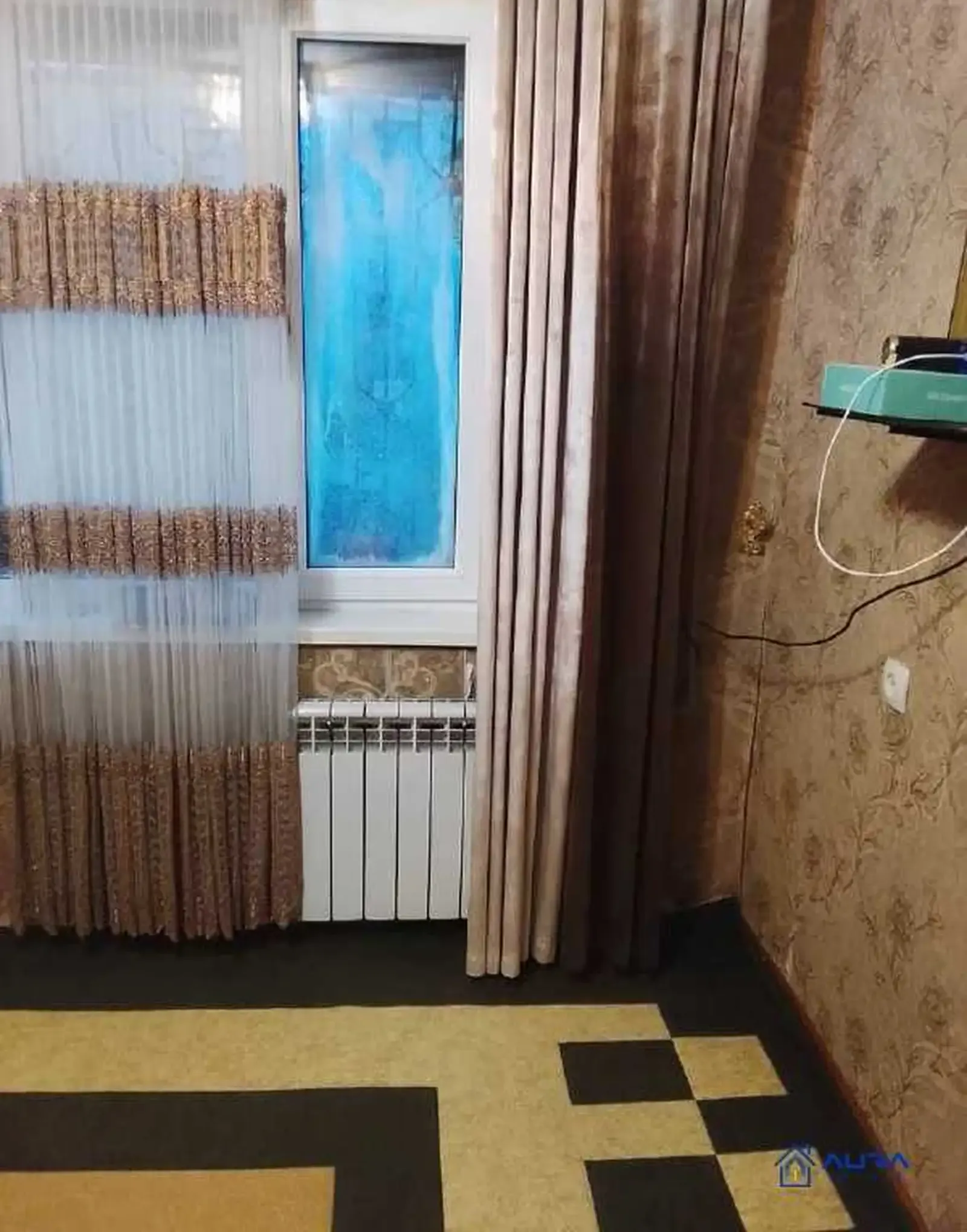 3-комн. квартира, 3 этаж, 54 м², Сино