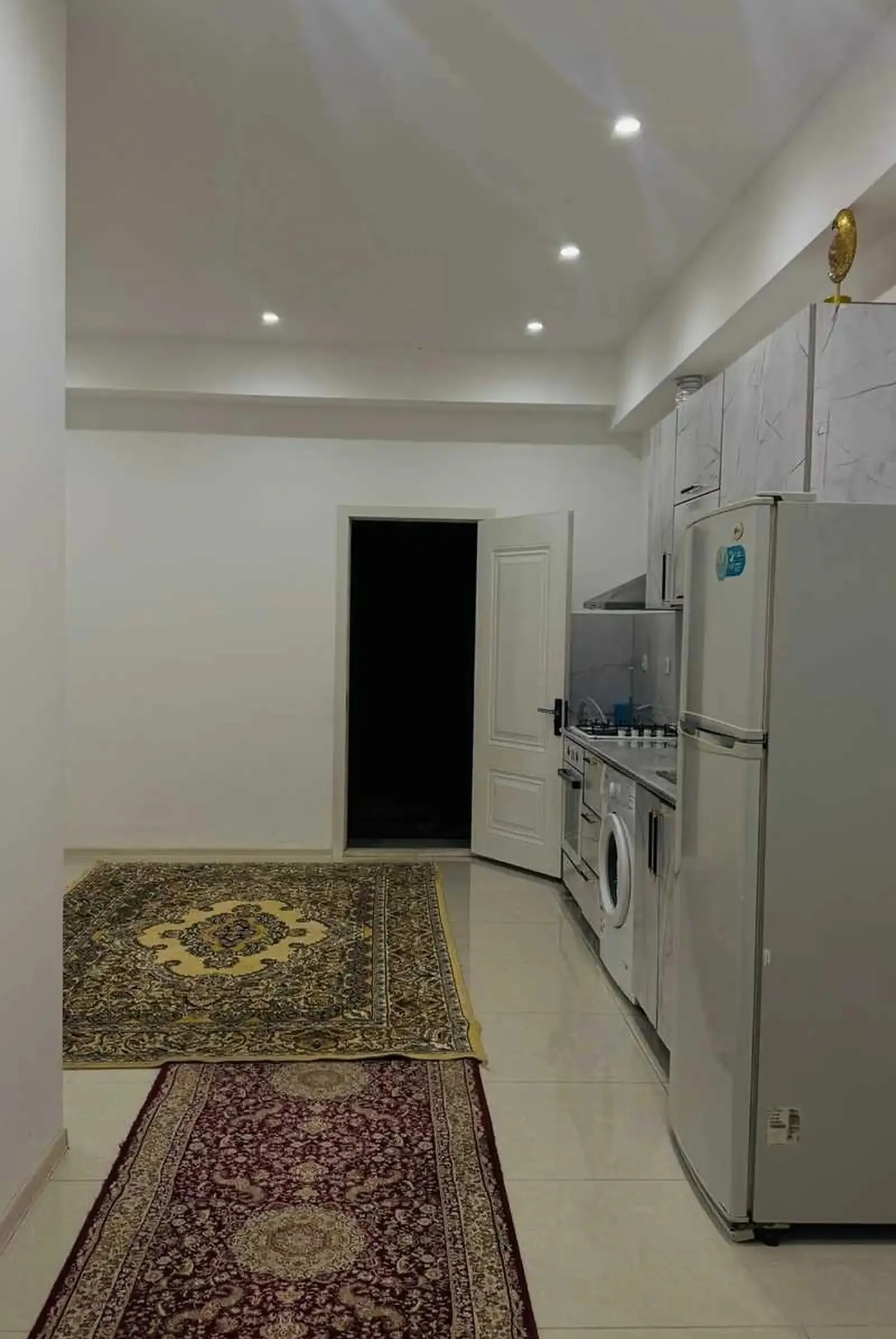 2-комн. квартира, 2 этаж, 80м², Сино