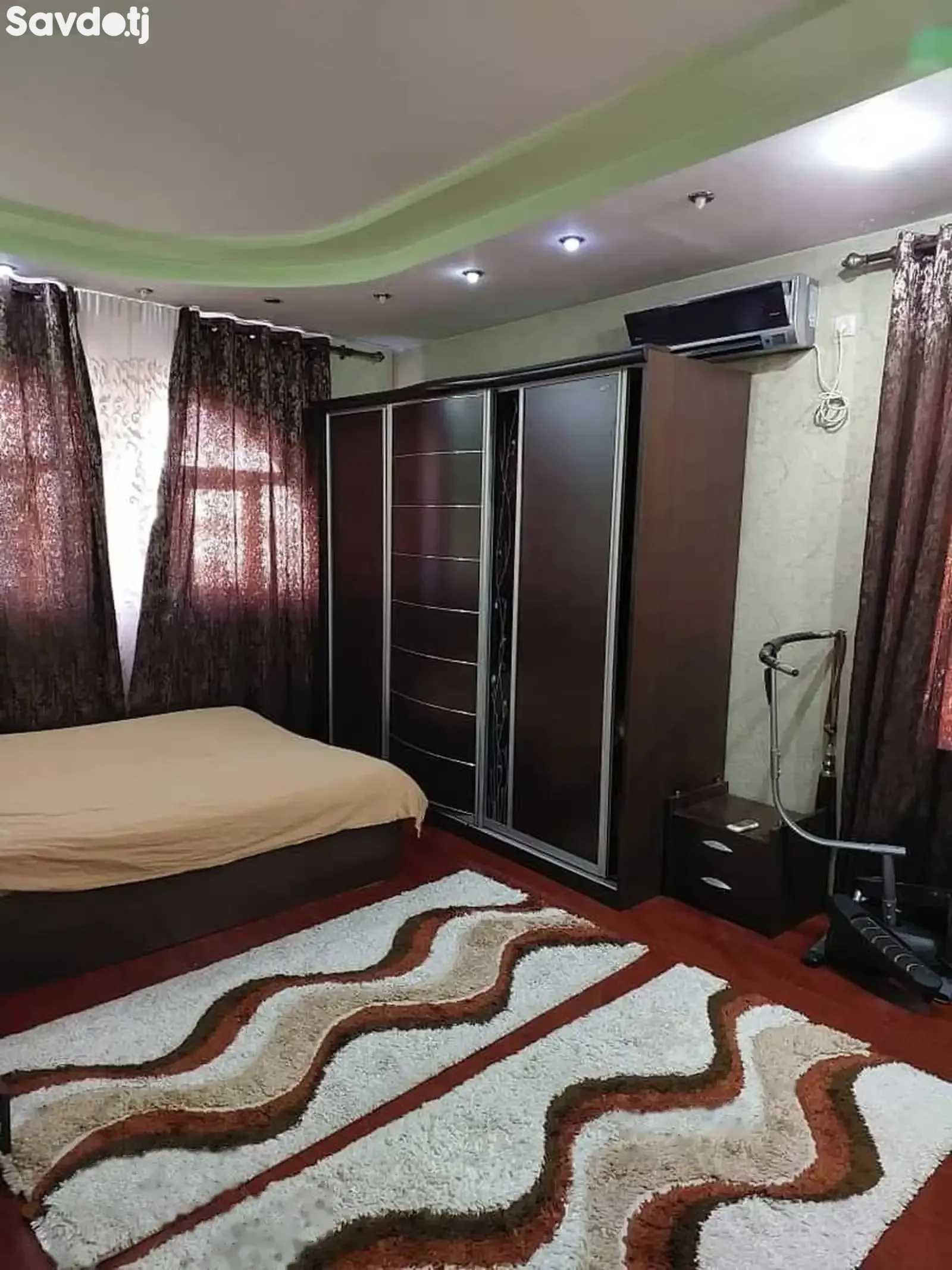 2-комн. квартира, 5 этаж, 70м², Домпечат