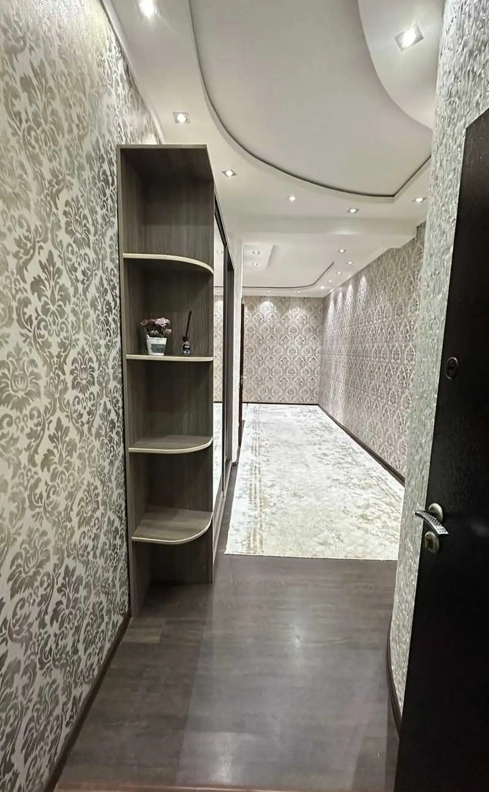 2-комн. квартира, 2 этаж, 102м², Сомони