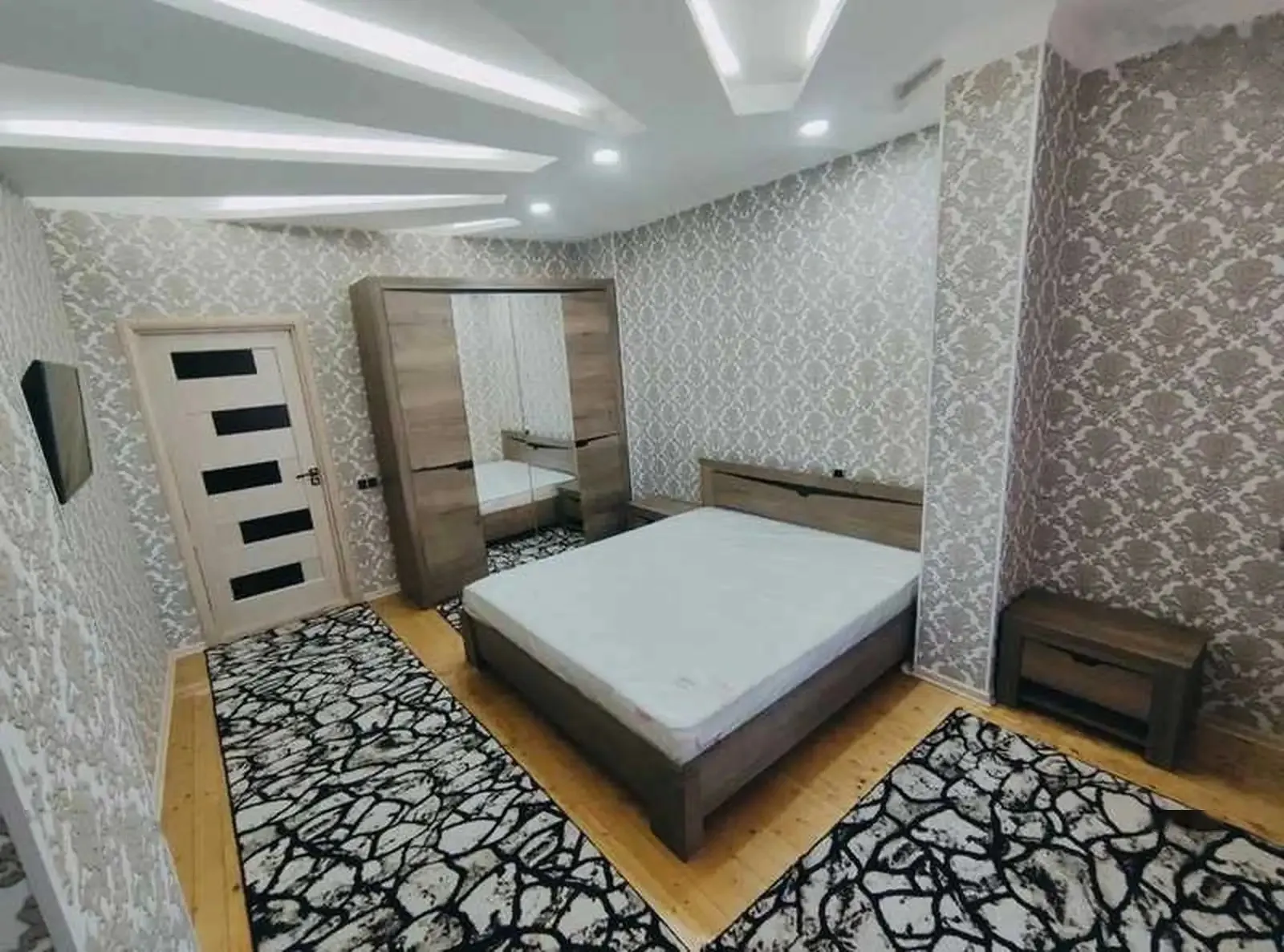 2-комн. квартира, 6 этаж, 101м², голубой экран