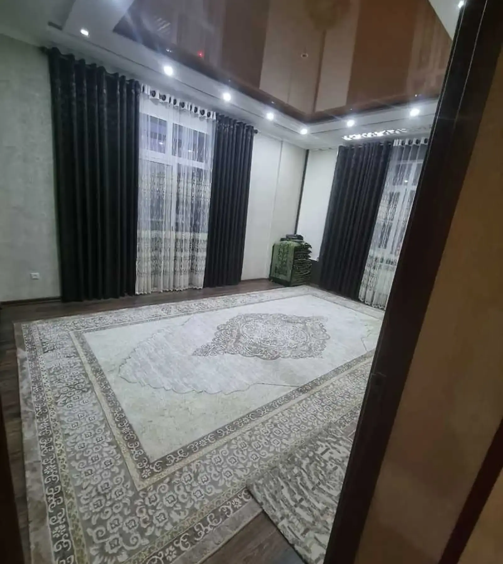 3-комн. квартира, 10 этаж, 110м², И Сомони