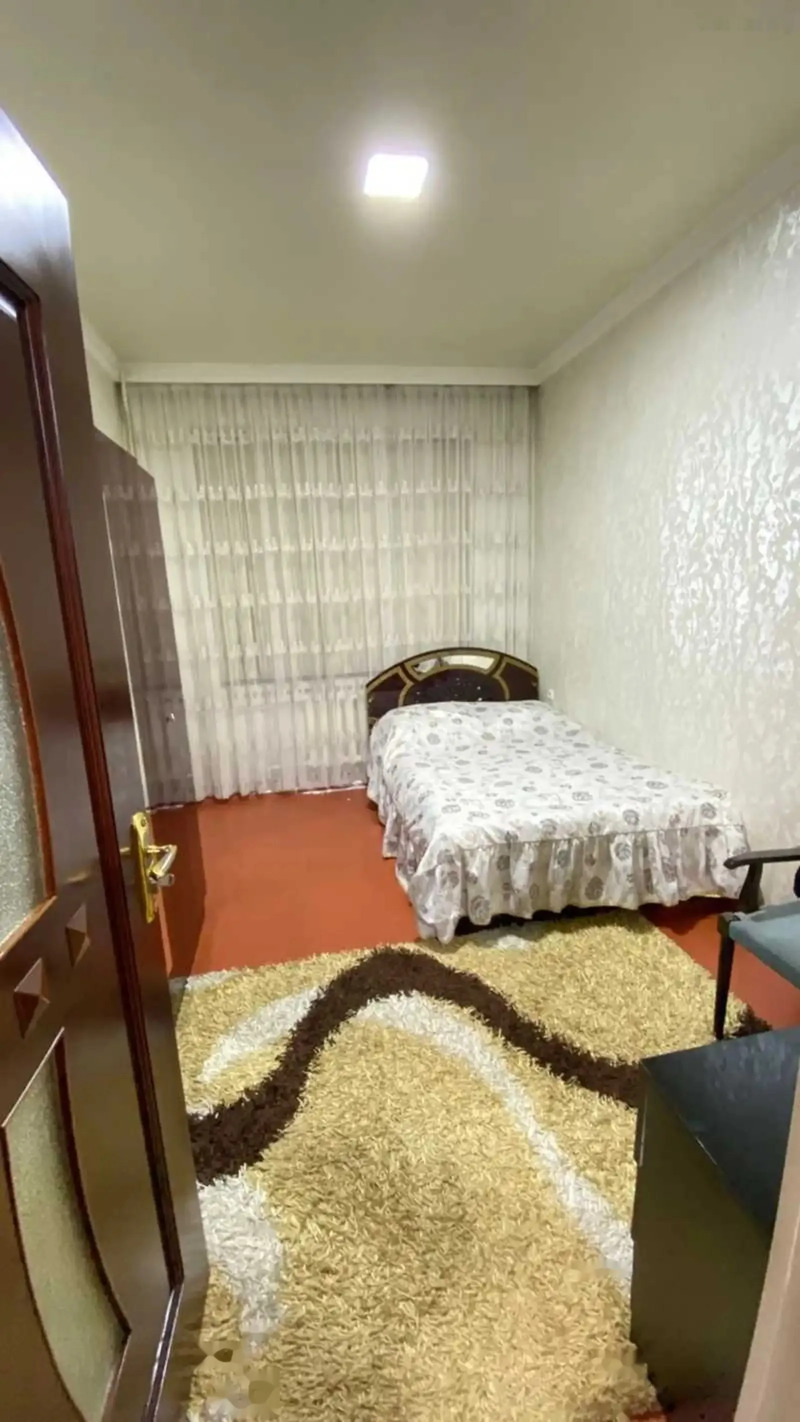 3-комн. квартира, 1 этаж, 75м², Шохмансур,танка,пушти убоб