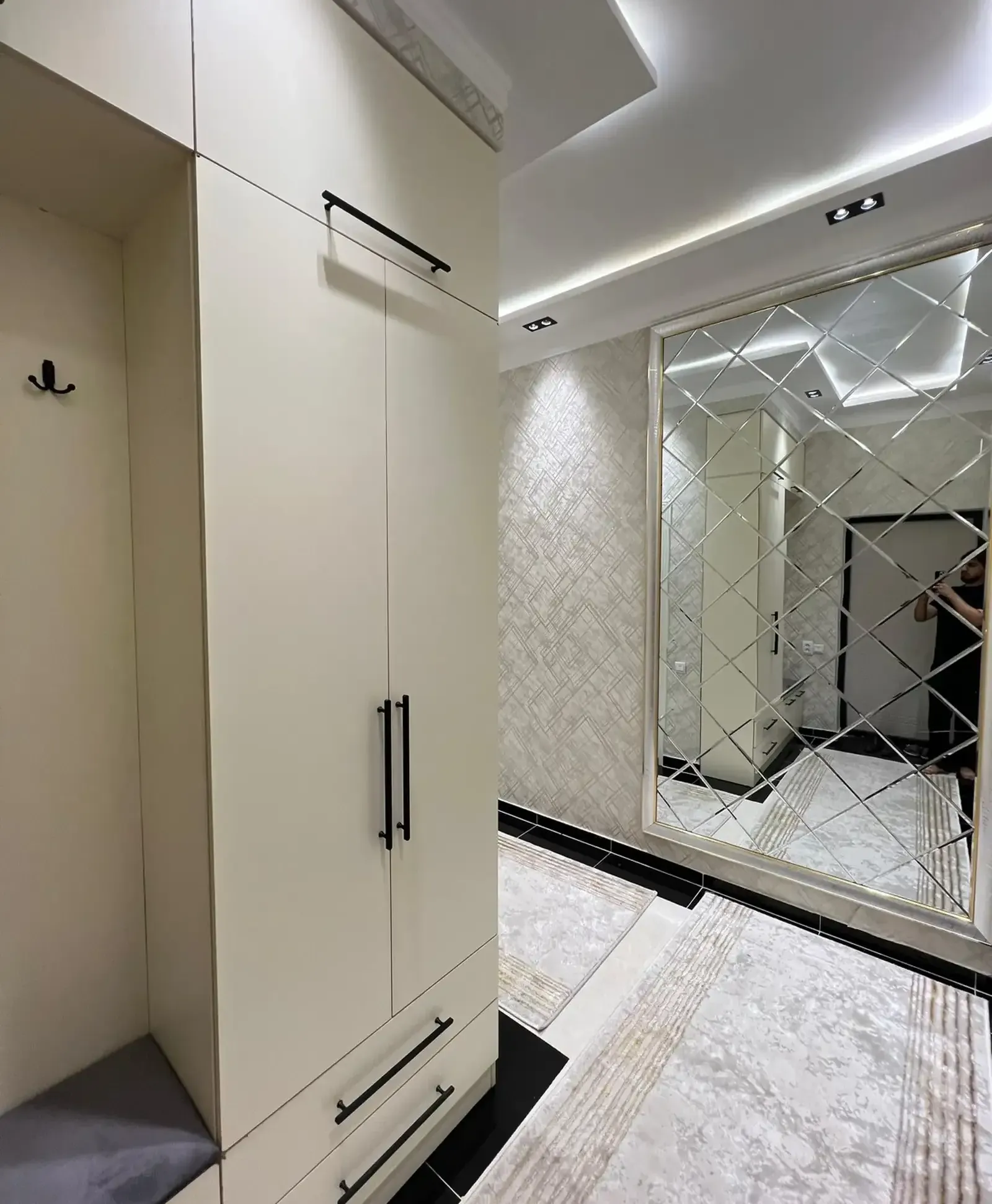 2-комн. квартира, 6 этаж, 67м², Овир/грандь отель
