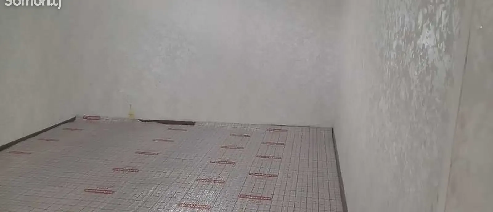 2-комн. квартира, 1 этаж, 75м², гардиши 104