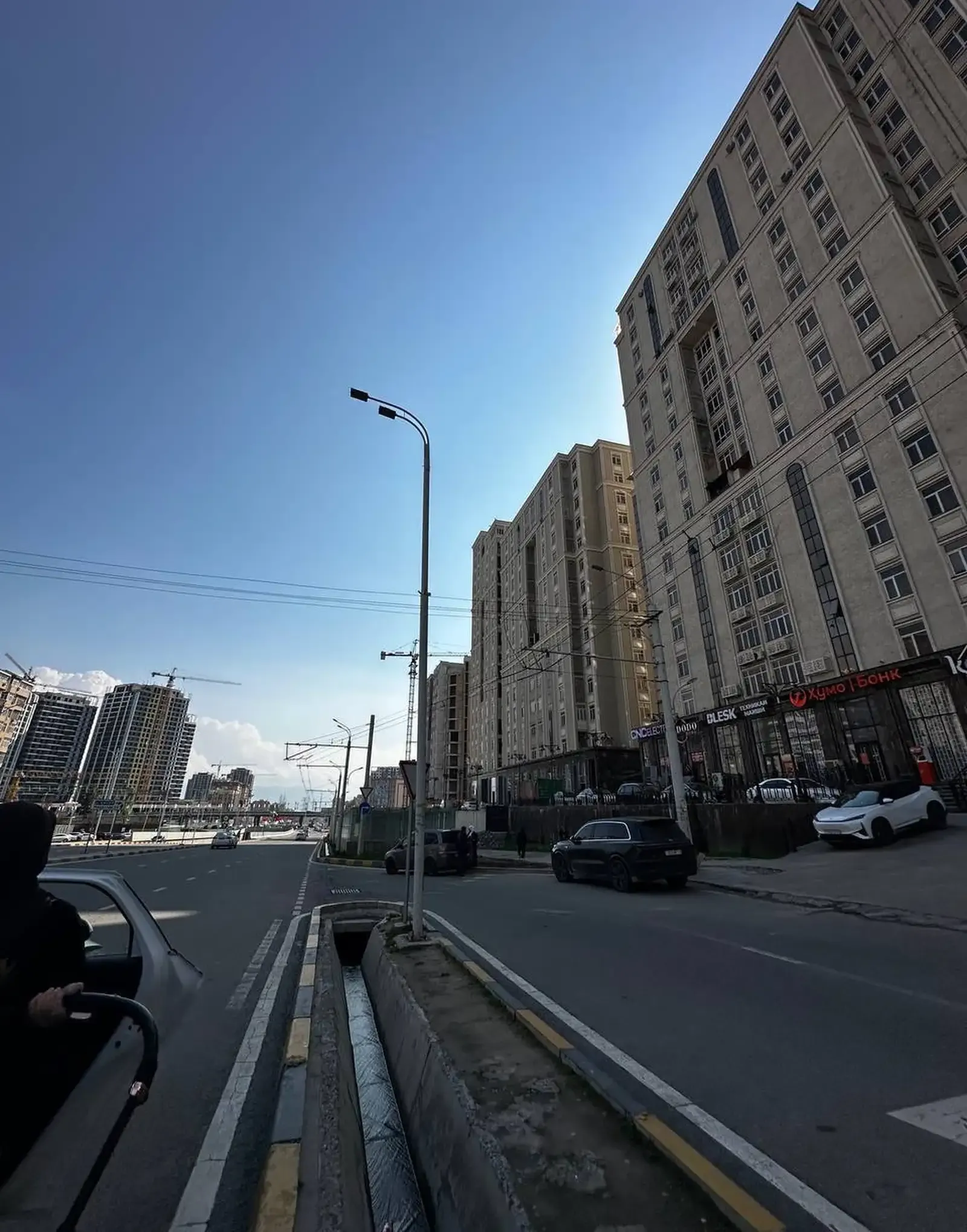 2-комн. квартира, 14 этаж, 77 м², н.Сино 112мкр