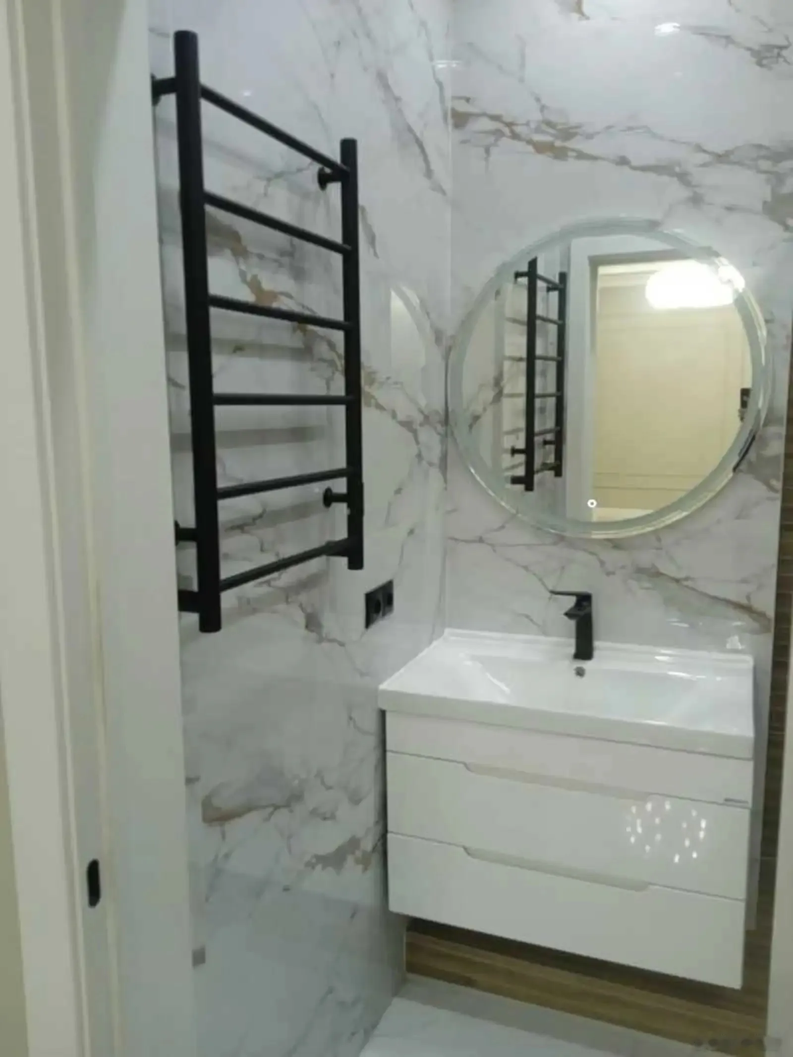 3-комн. квартира, 8 этаж, 100м², 82мкр