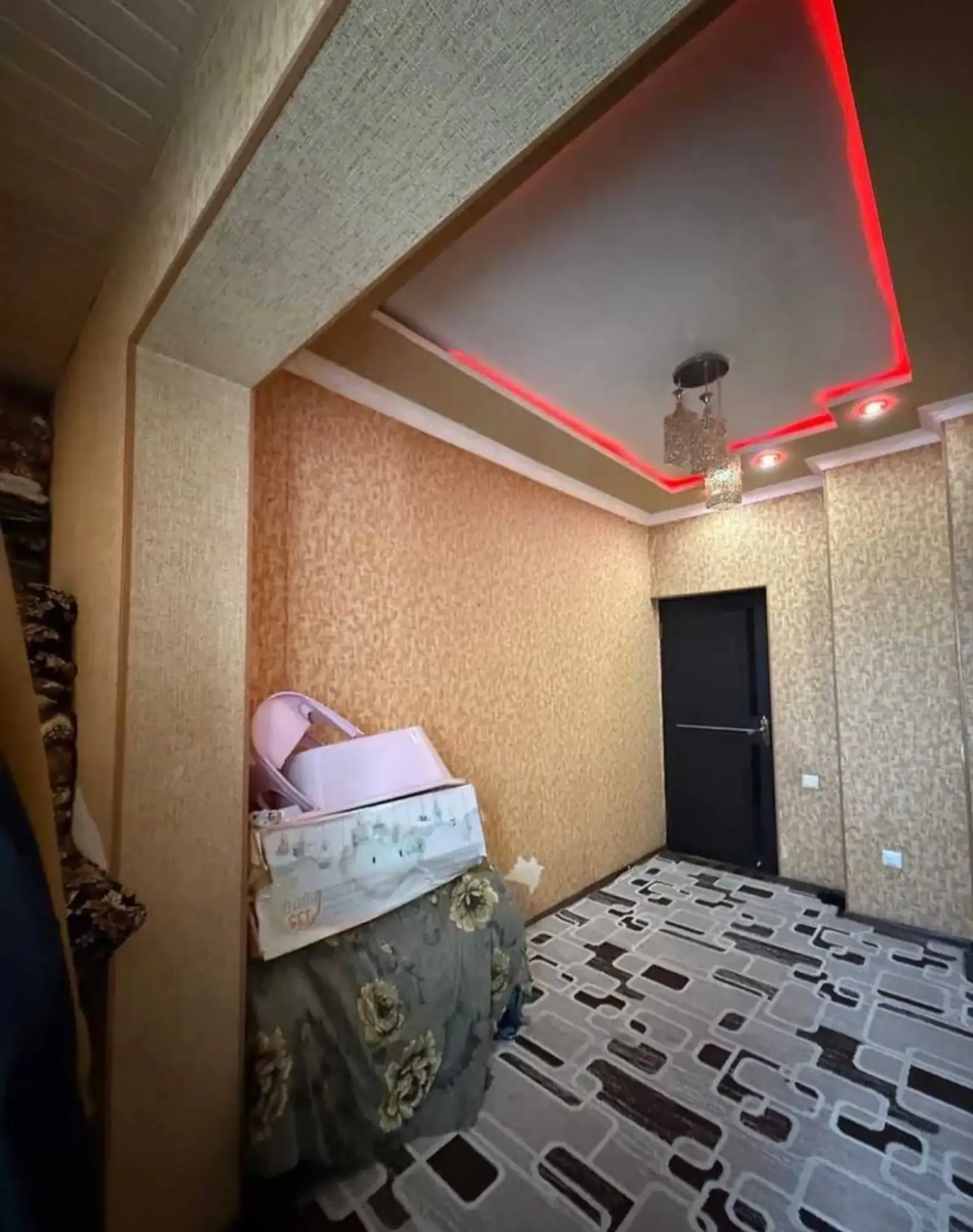 4-комн. квартира, 9 этаж, 90 м², Фирдавси