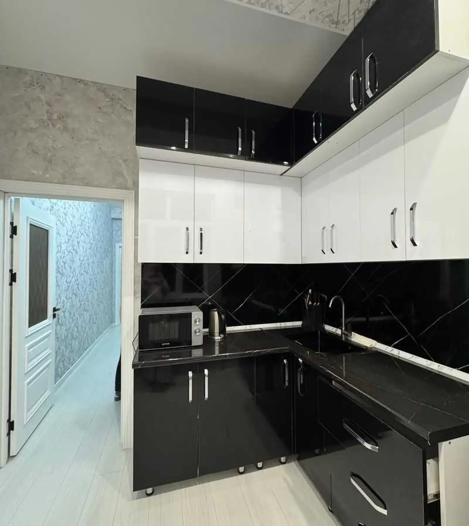 2-комн. квартира, 15 этаж, 101м², шохмансур