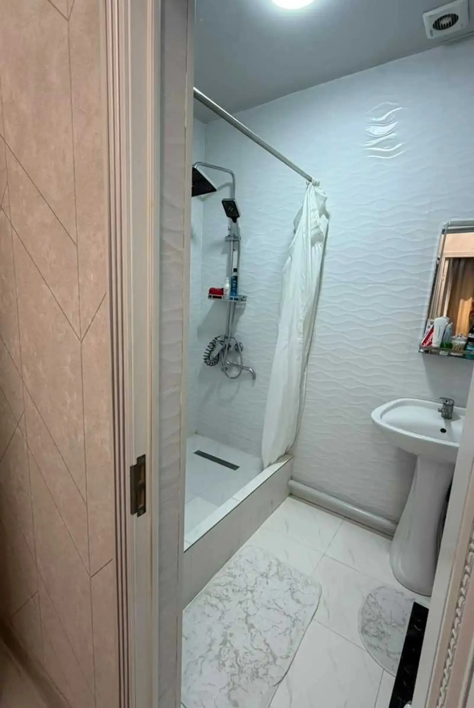 2-комн. квартира, 12 этаж, 79м², южный
