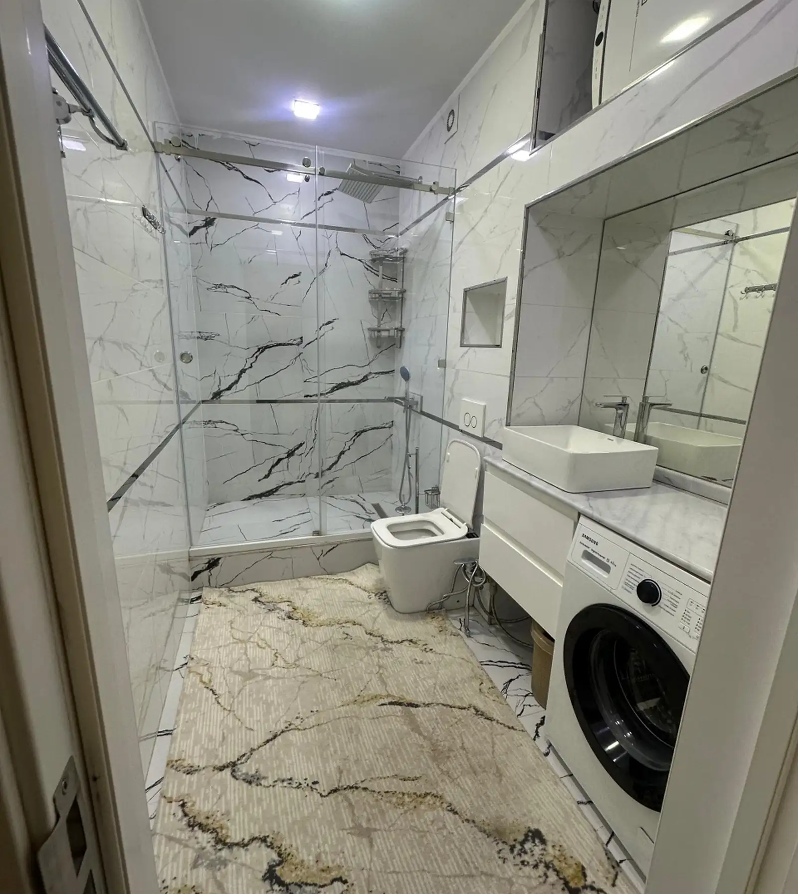 2-комн. квартира, 2 этаж, 75м², Ашан на против Мойки Малика