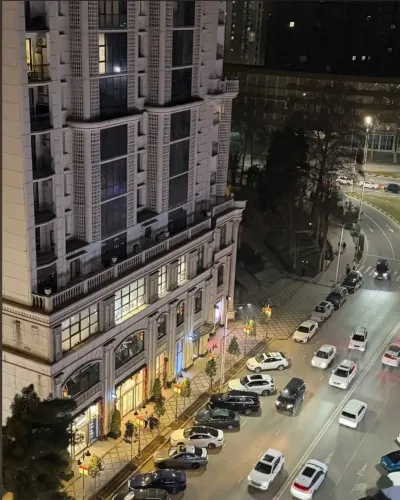 2-комн. квартира, 11 этаж, 68м², Овир