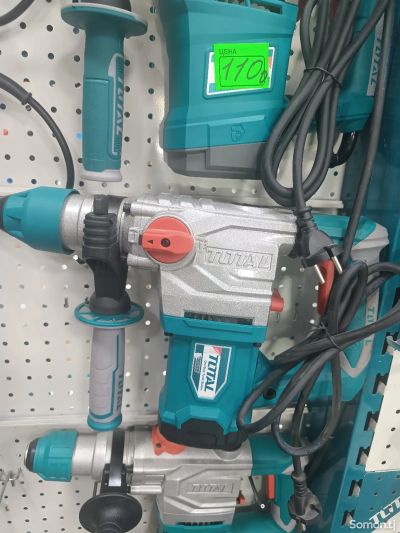 Перфоратор Total Max 1600W