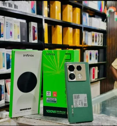 Infinix Note 40 Pro Plus 256 gb — миниатюра 8