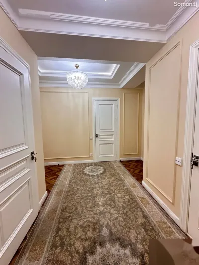 3-комн. квартира, 4 этаж, 102 м², И. Сомони